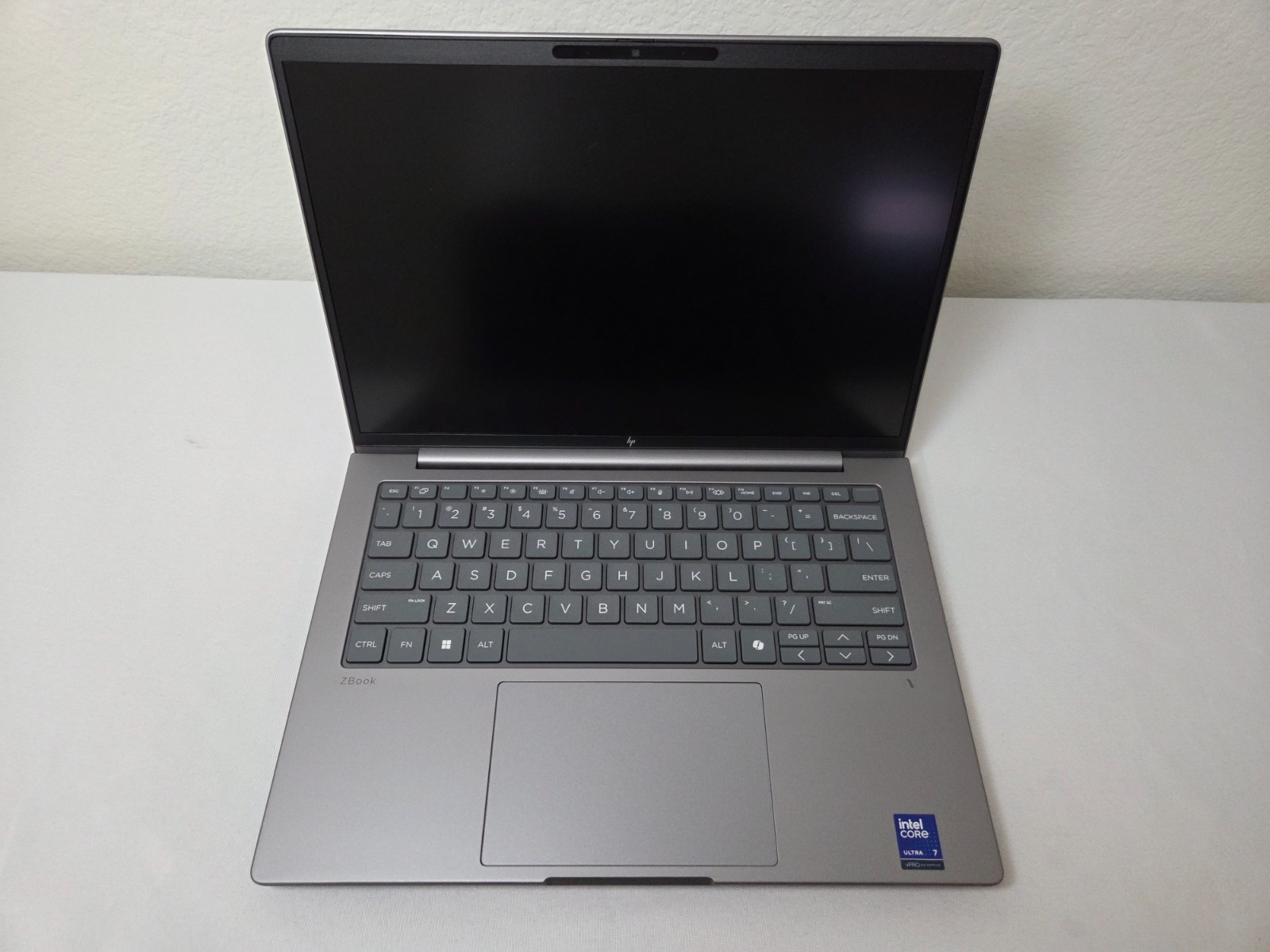 HP ZBook 8 G1i 14″ – Ultra 7 265H, 32GB RAM, 512GB SSD, NVIDIA RTX 500, WARRANTY