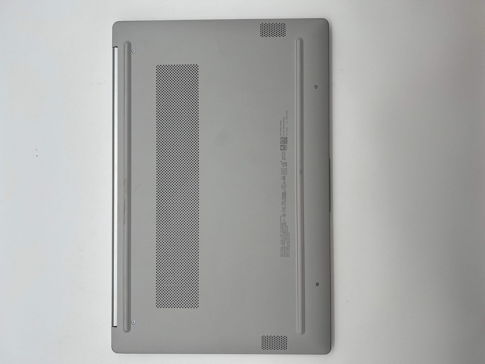 HP 15-0113dx Laptop 15-inch Core i3 3.8GHz 8GB RAM 128GB Silver