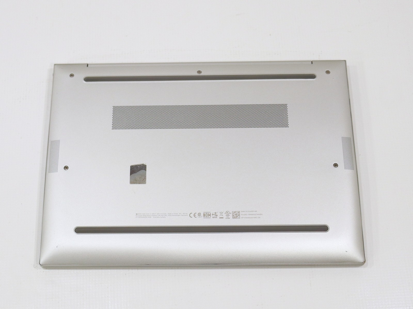 HP EliteBook 840 G9 14.0″ FHD+ Intel i7-1265U 16GB RAM 256GB NVMe W11P