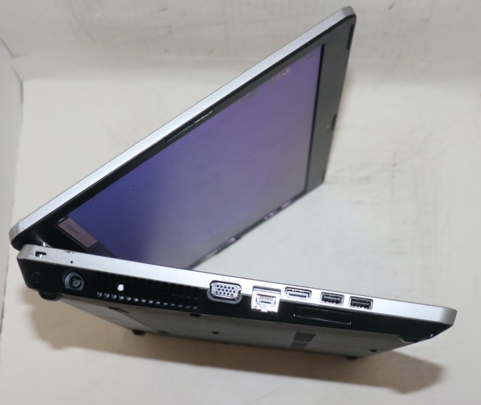 HP ProBook 4730s |Intel core i5@2.30 GHz|8GB RAM |320G HDD|WIN 10 Prof|Webcam