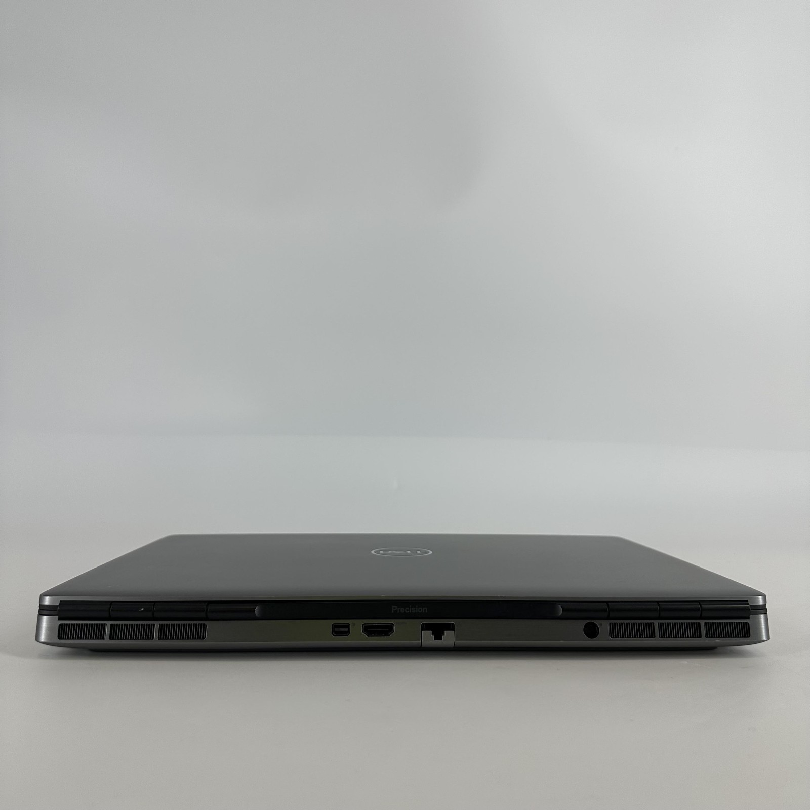 Dell Precision 7560 15.6 Gray FHD i9-11950H 2.60GHz 32GB 1TB SSD T1200 Good