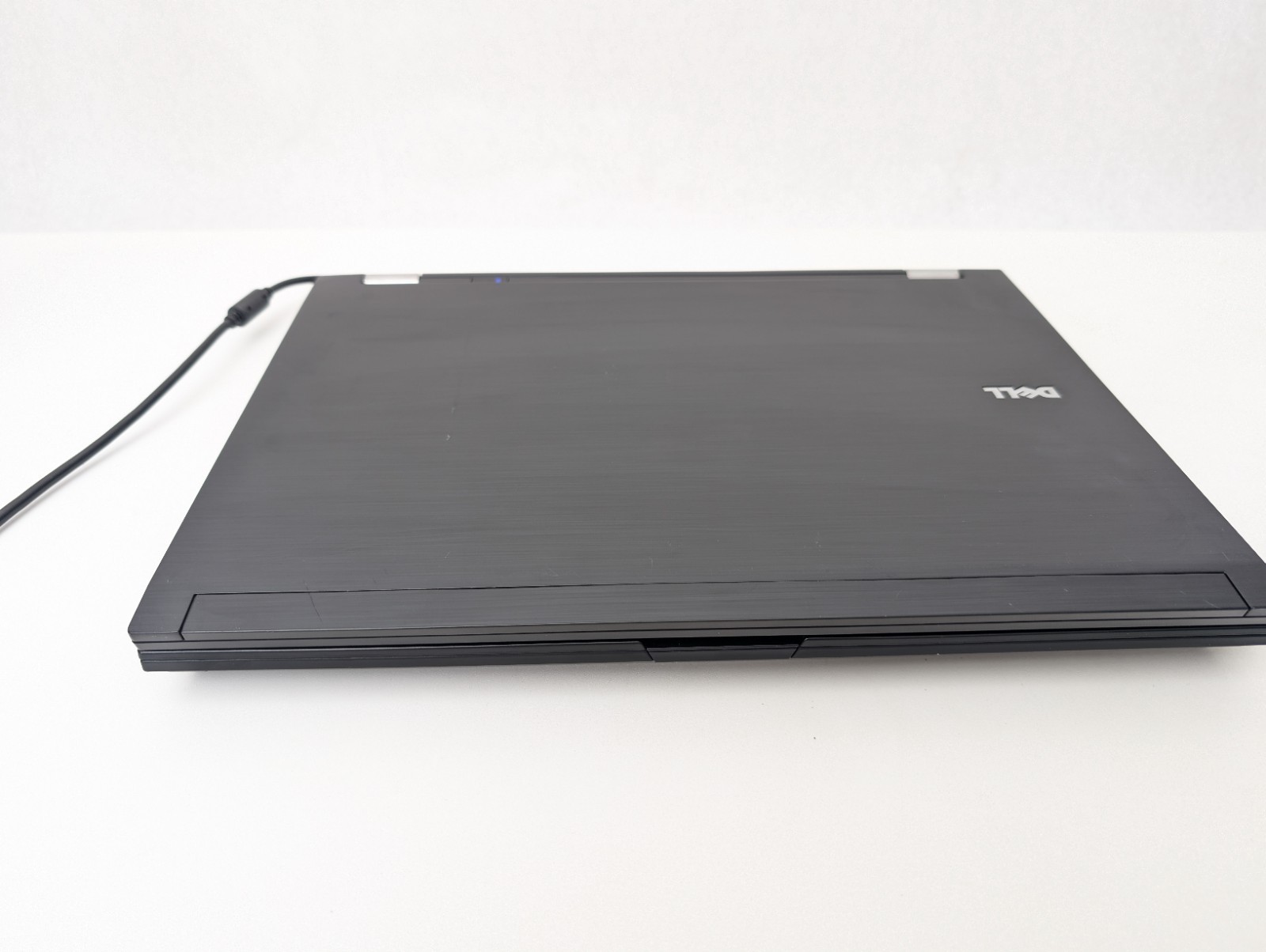 Dell Latitude E6500 Laptop Intel Core 2 Duo 3GB RAM No HDD, OS, Power Adapter