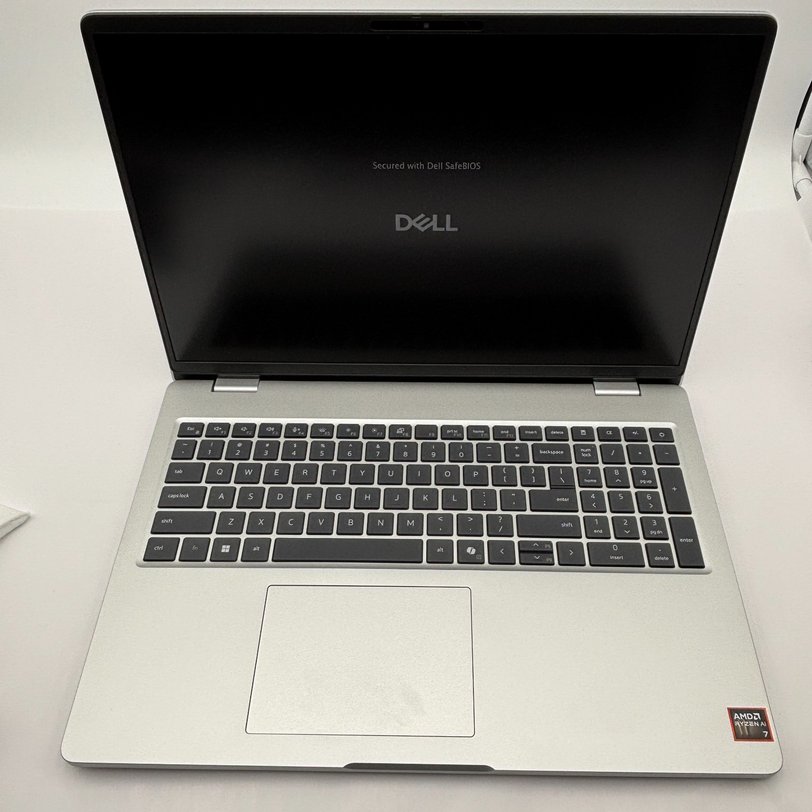 Dell Pro 16 16255 Ryzen AI 7 350 16GB RAM 5600 DR5 Radeon 860M GPU 512GB Silver