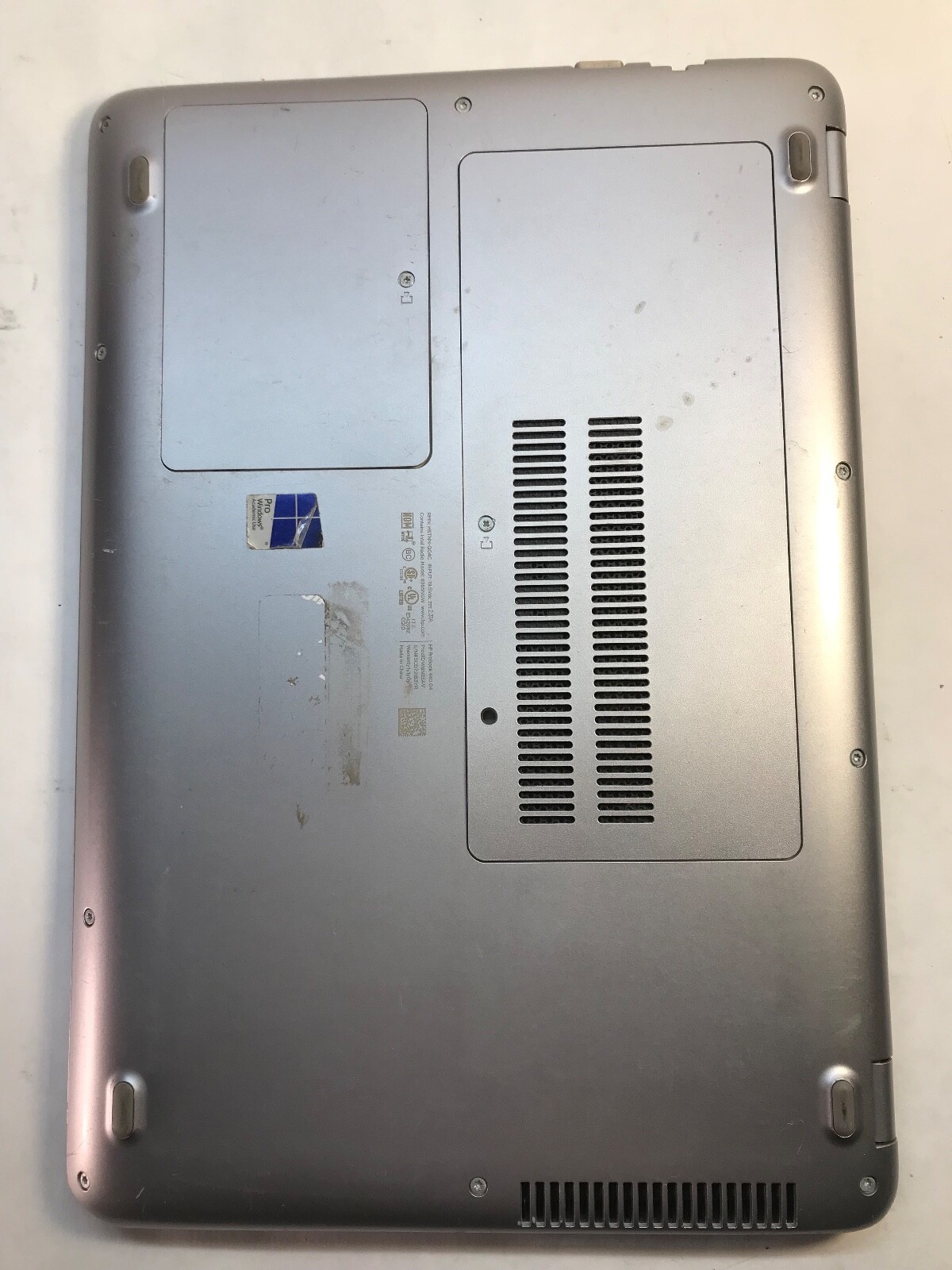 HP Probook 440 G4 14″ Laptop Intel Core i3 7th Gen.- BAD DISPLAY -MZ