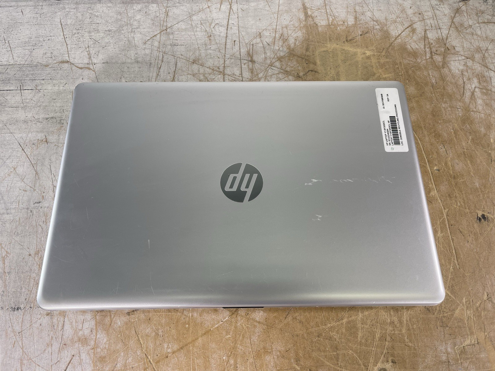 HP LAPTOP 17-BY3053CL i5-1035G1 @ 1.00GHz, 8GB RAM, NO HDD/OS – (FOR PARTS)