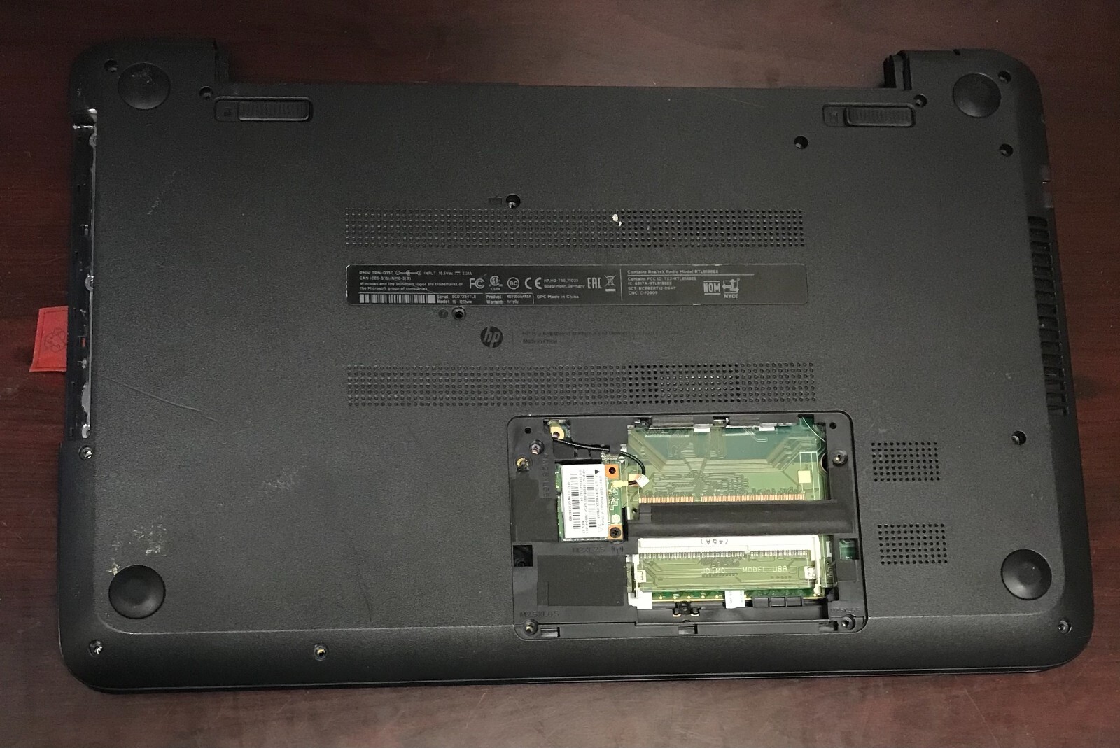 HP 15-f272wm (Only for Parts)