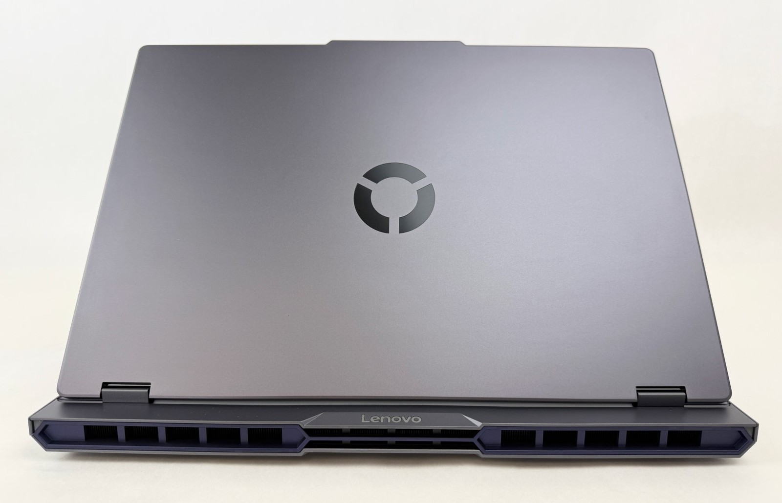 Lenovo Legion 5i 16″ Gaming Laptop – Core Ultra 9, GeForce RTX 5060, 32GB, 1TB