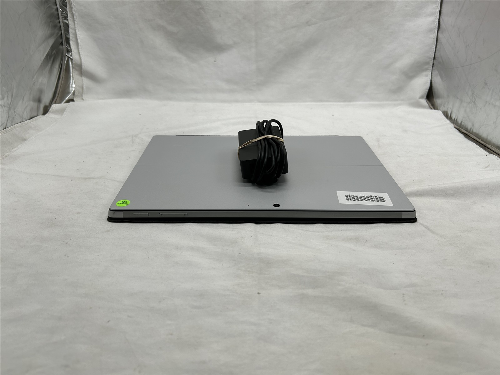 Microsoft Surface Pro 7 Laptop Intel i5-1035G4 8GB RAM No OS No SSD