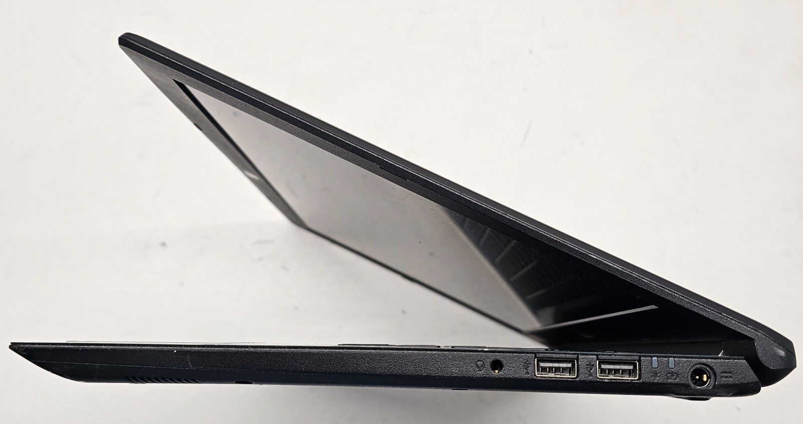 Acer Aspire 5 A515-51-55FD Laptop Intel Core i5-7200U 8GB Ram 256GB NO OS (FL)