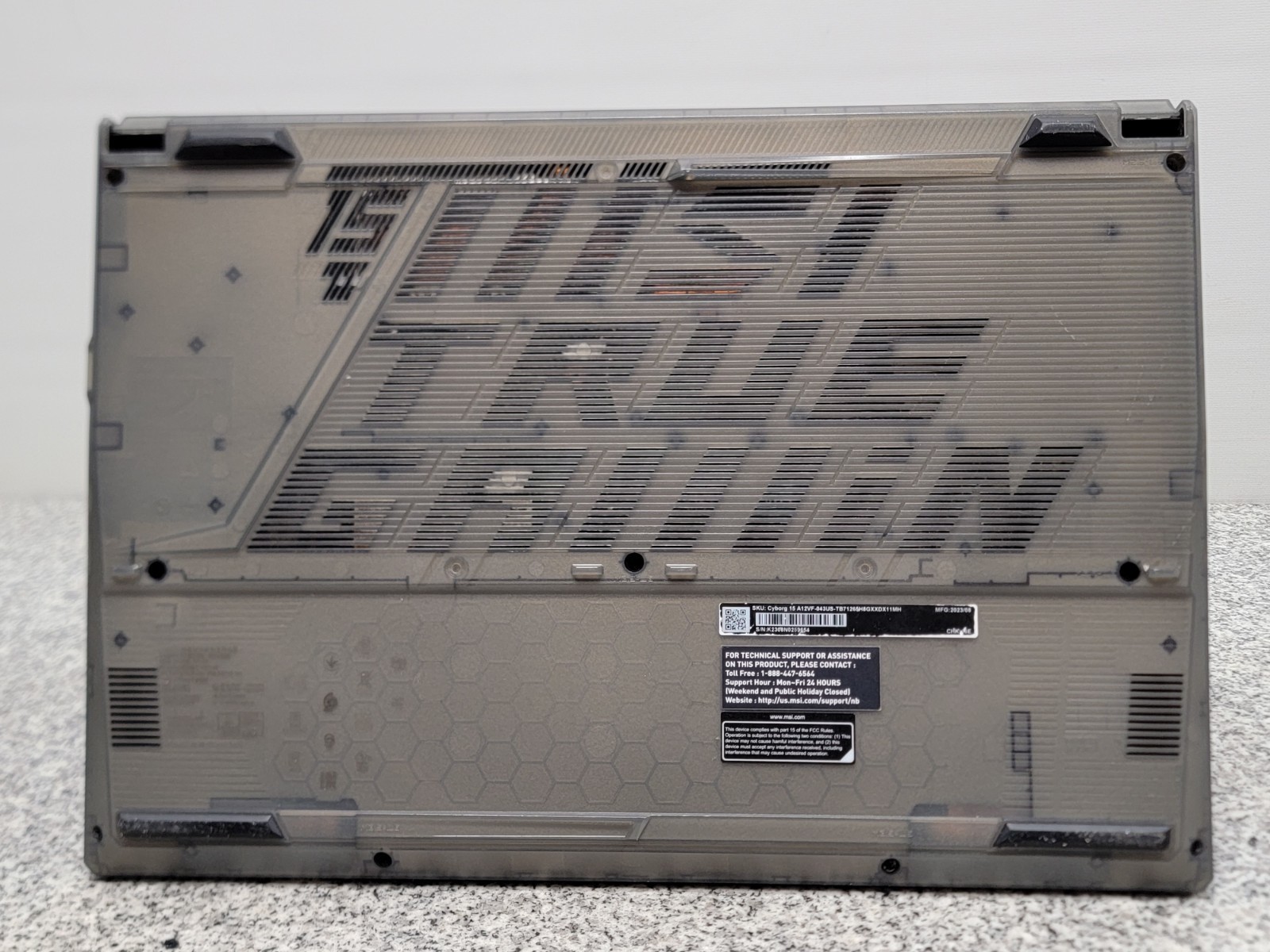 MSI Cyborg 15 A12V 15.6″ i7-12650H 2.3GHz 8GB RAM 512GB SSD GeForce RTX 4060