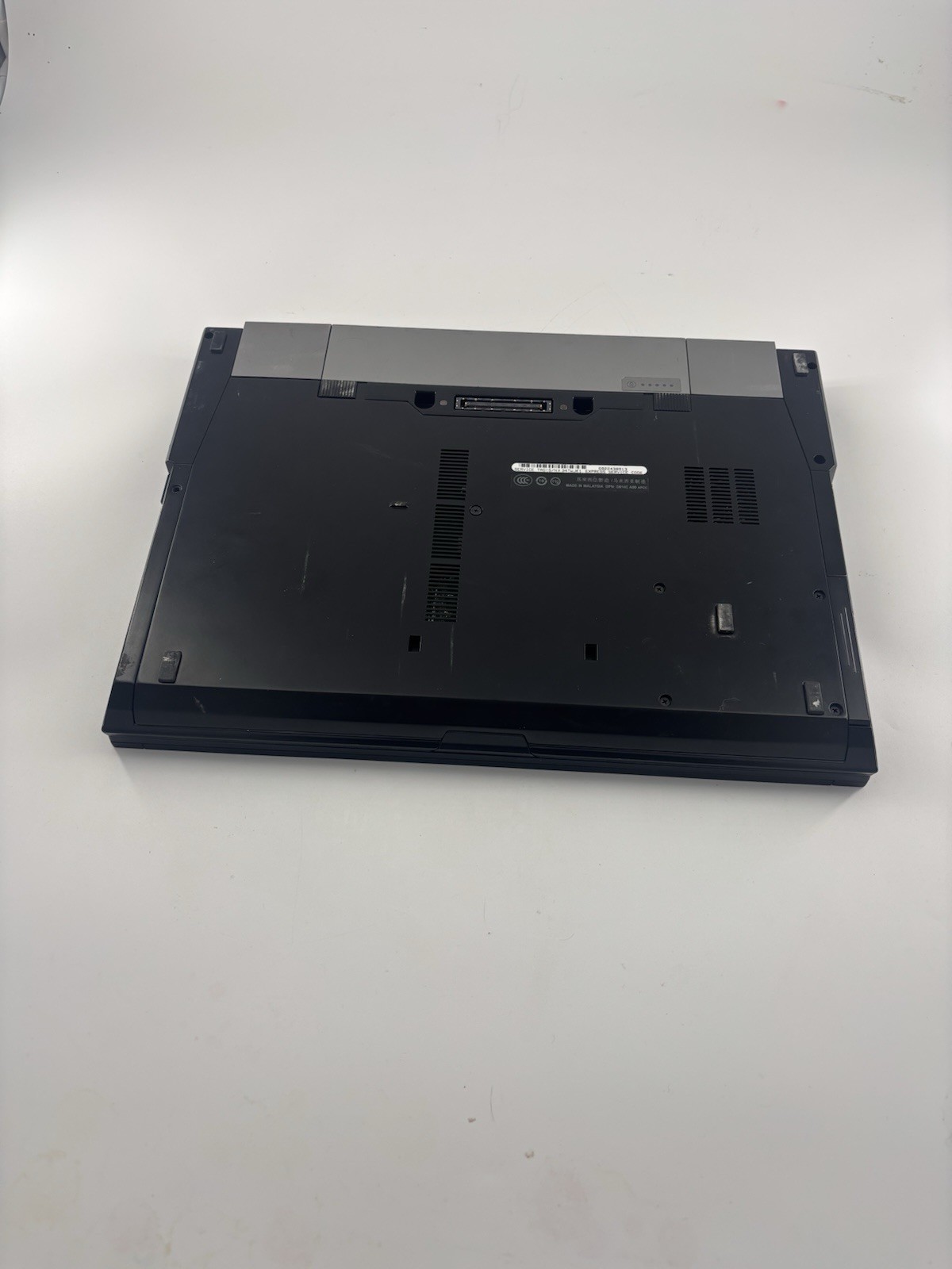 Dell Latitude E6500 15.6” Intel Core 2 4GB RAM Laptop Parts Or Repair Only