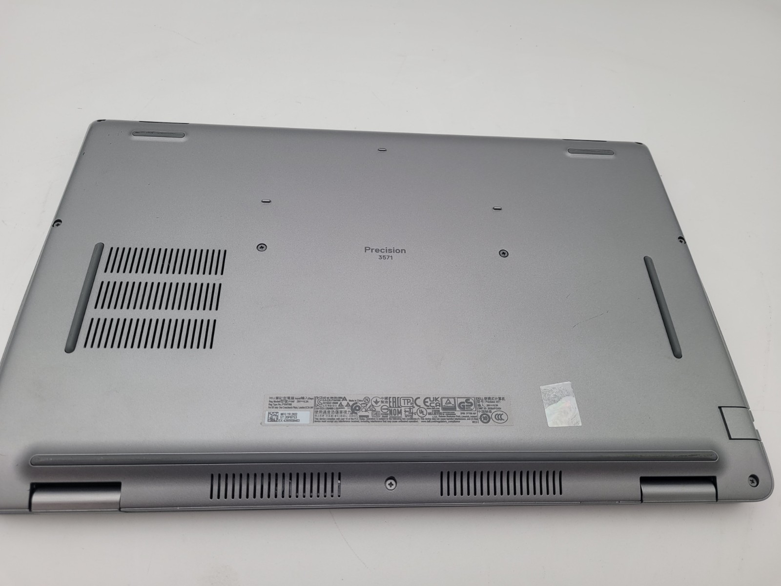 Dell precision 3571. i5-12600H,16GB DDR5 Ram,512GB NVMe,T600 Laptop GPU, NO OS