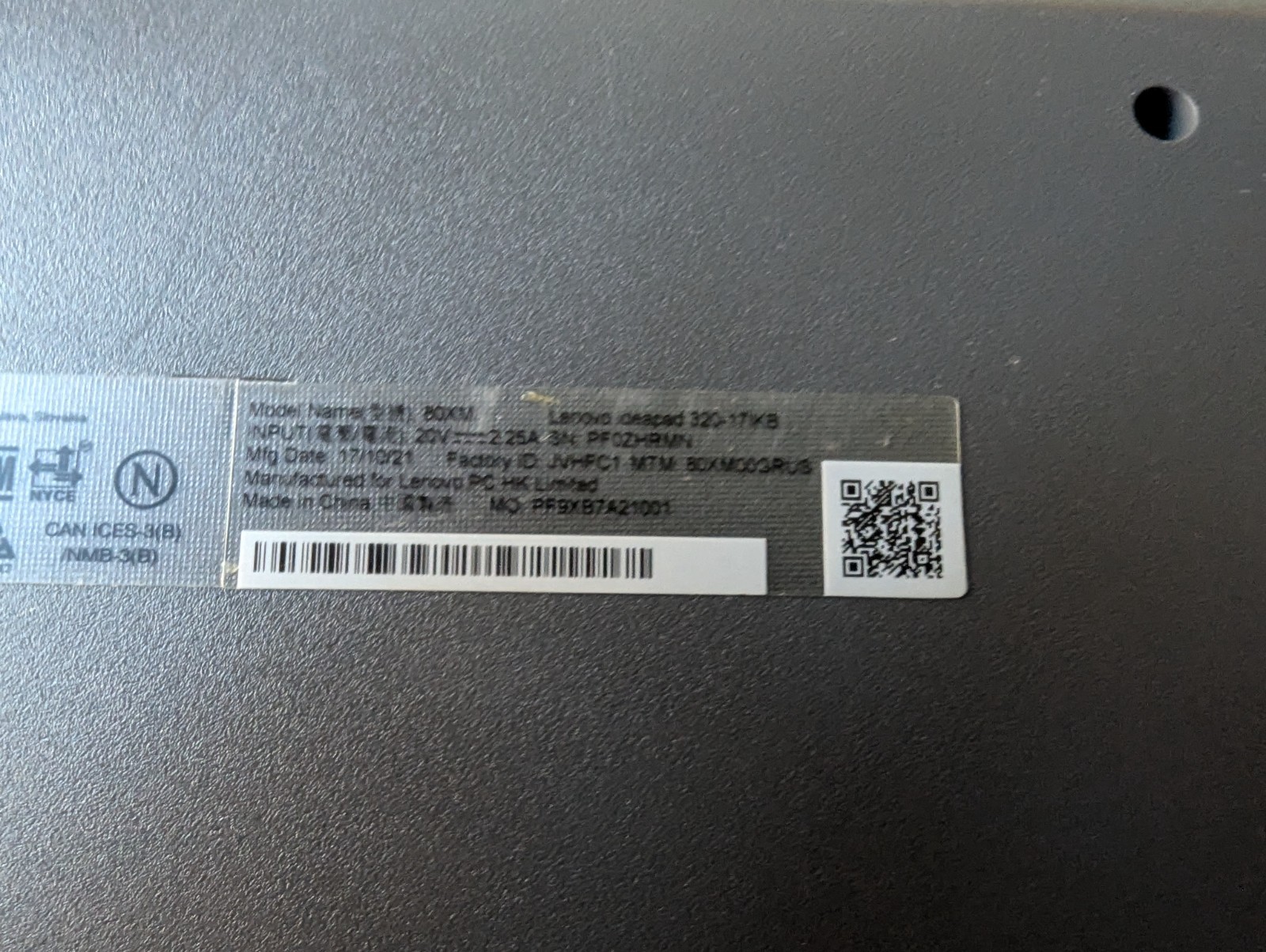 Lenovo Ideapad 320-17IKB 17.2in 1 TB HD 8 GB RAM i5-7200U Notebook Computer