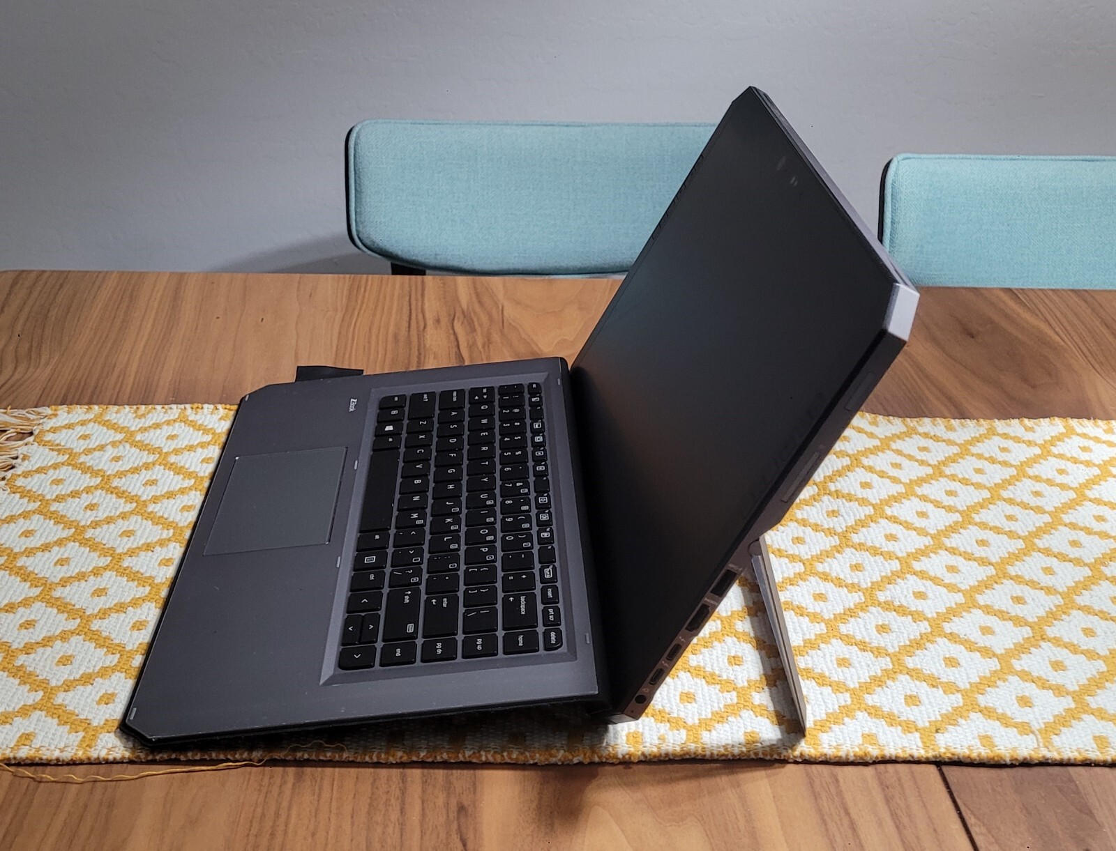 HP ZBook x2 G4; 14″ Screen; with Pen/Stylus; 32GB RAM; $2000 OBO