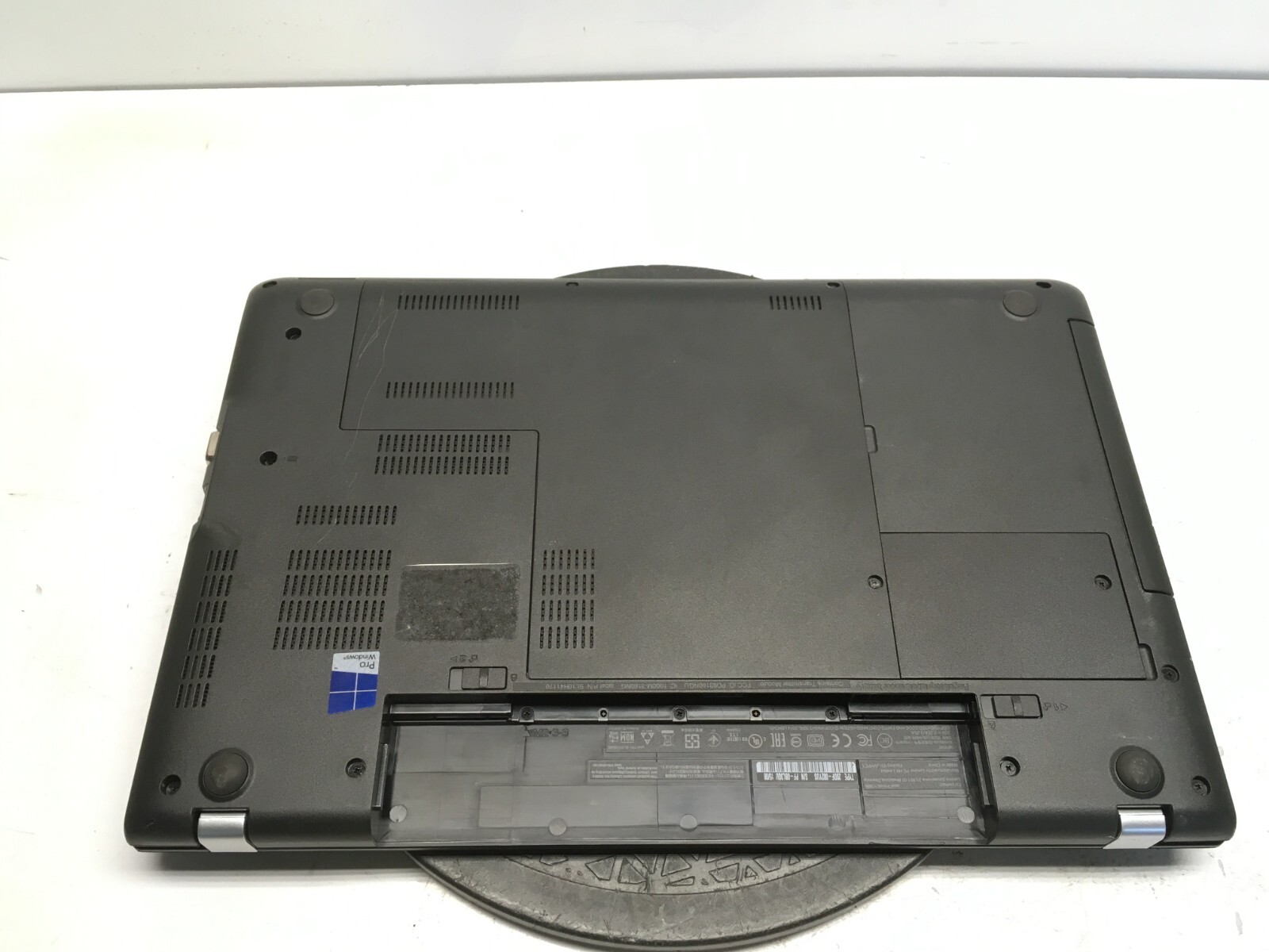 Lenovo ThinkPad E550 Intel i3-4005U 1.7GHz 4 GB NO HDD