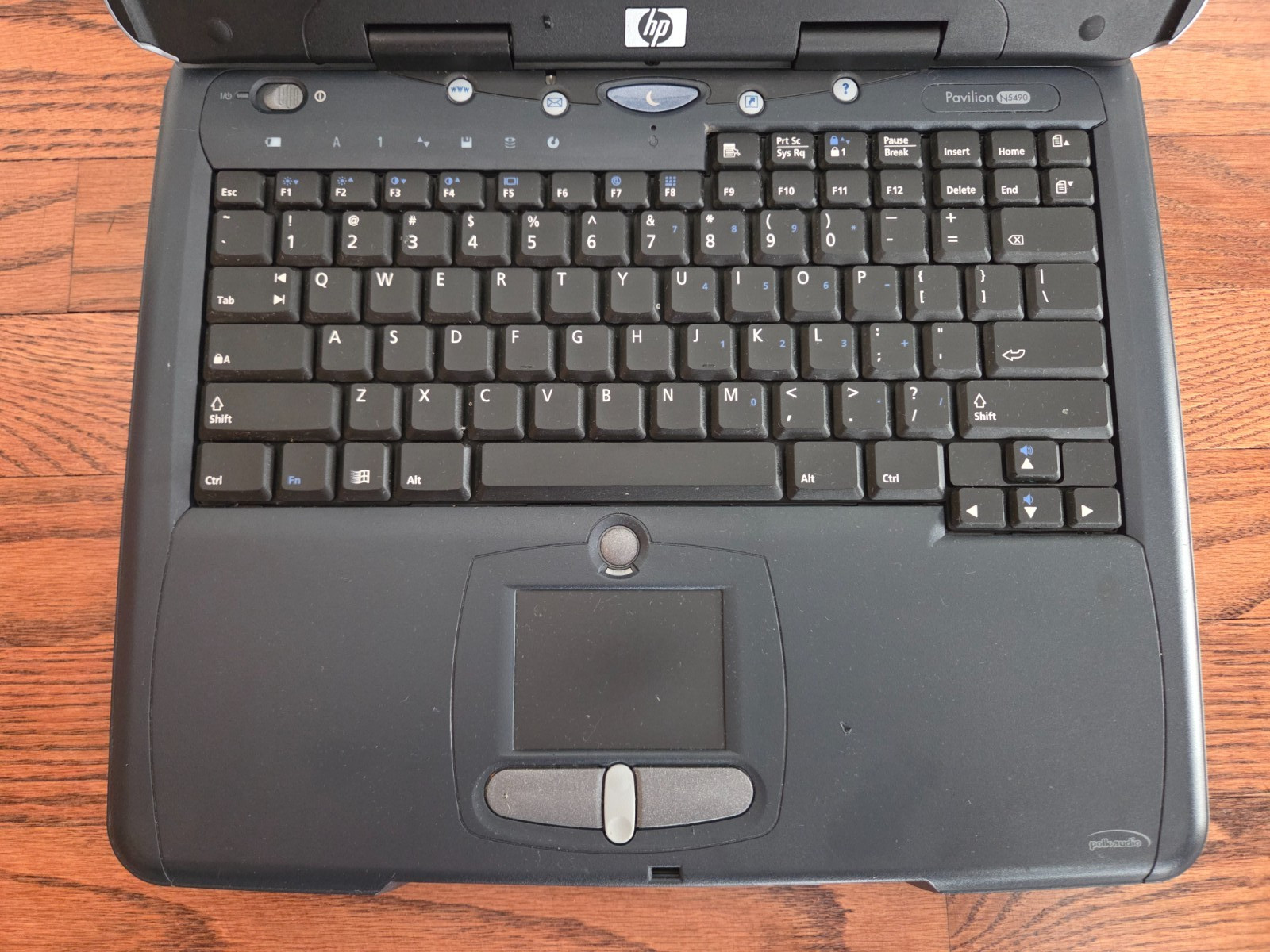 HP Pavillion N5490