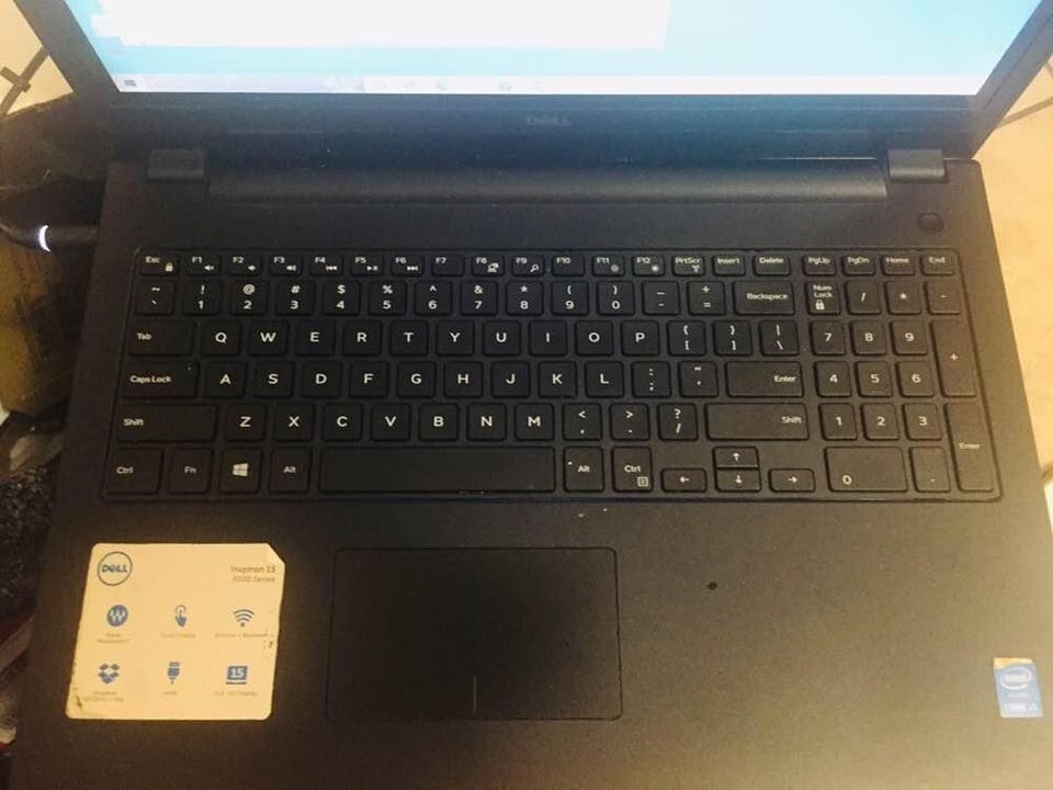 Dell Inspiron 15 3000 Series i3542-3267BK 15.6in. (1TB, Intel Core i3 4th Gen.,