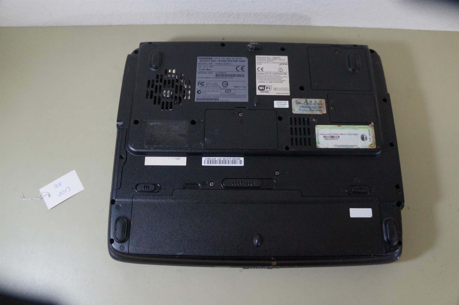 Toshiba Satellite A65-S1068, Intel Pentium 4, ATI Mobility Radeon 7000 – 4 parts