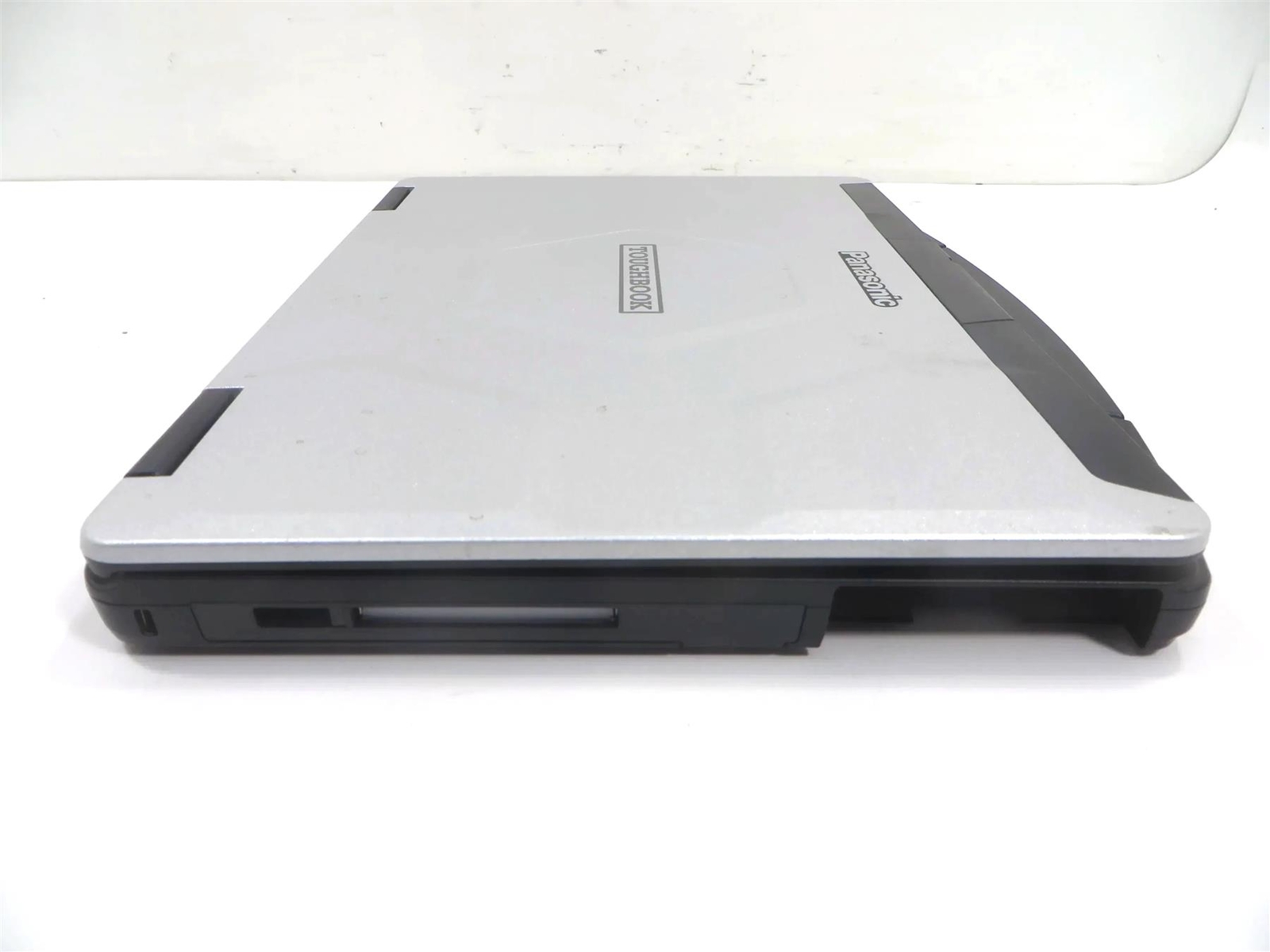 Panasonic Toughbook CF-54 Core i5-5300U 2.30GHz 4GB – Locked Bios