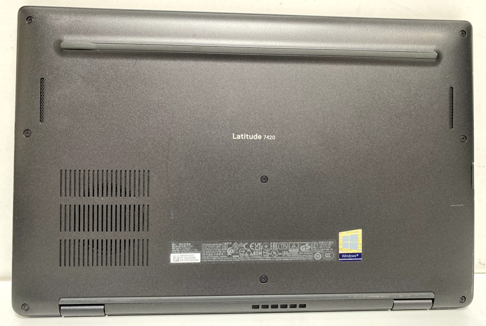 DELL LATITUDE 7420 i7-1185G7 3.00 GHz, 16GB RAM, Carbon Fiber Chassis, NO HDD/OS
