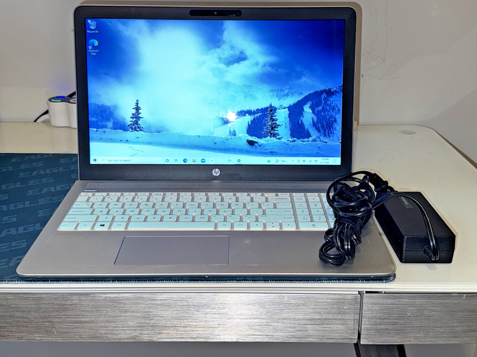 hp pavilion 15 touchscreen laptop with charger included! Great condtion!