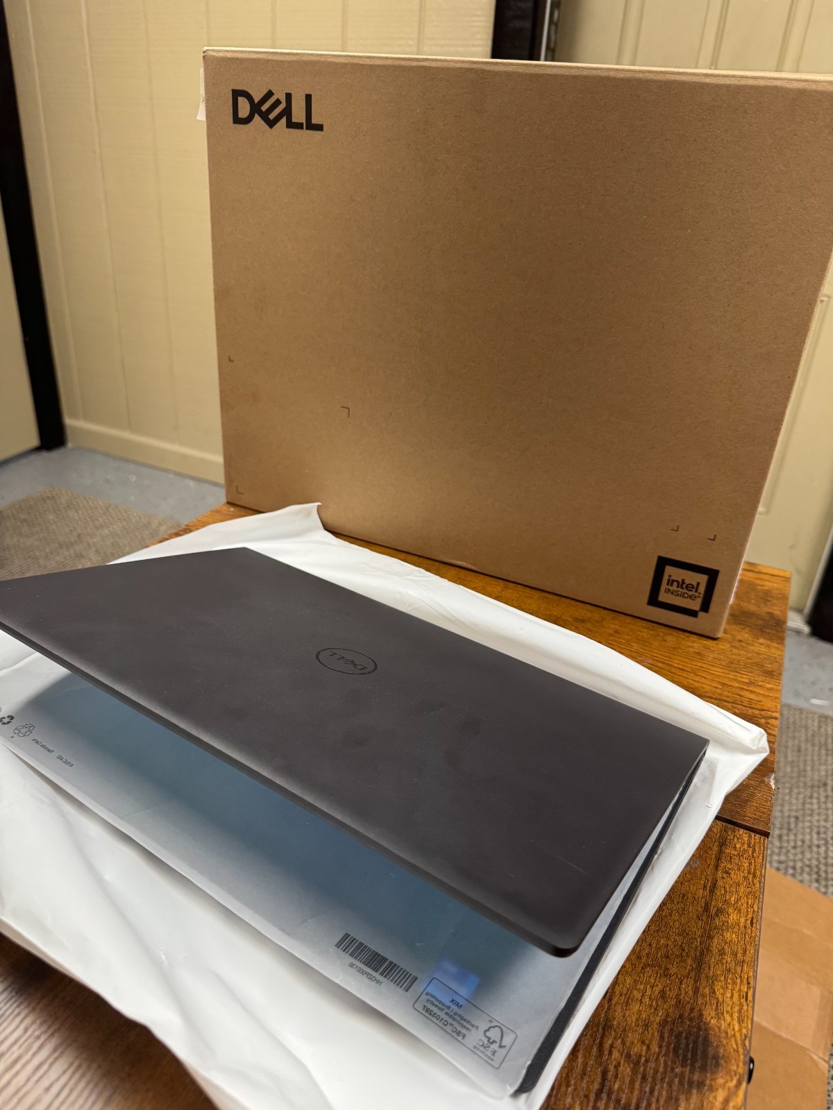 Dell – 15.6″ 2K Touchscreen Laptop – Intel 13th Generation Core i7 1355U (Used)