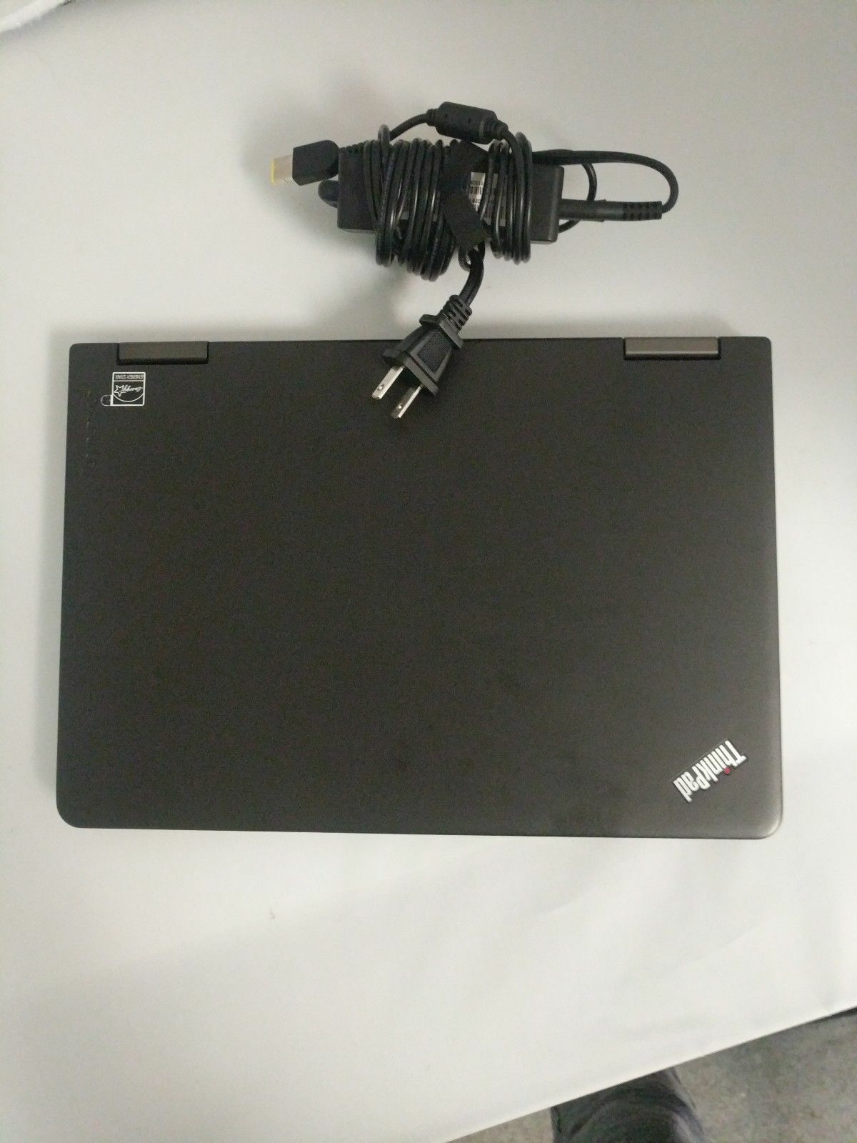 Lenovo ThinkPad 4th Gen Yoga S1 Core I7 8GB 256GB SSD Windows 10 pro IPS Screen