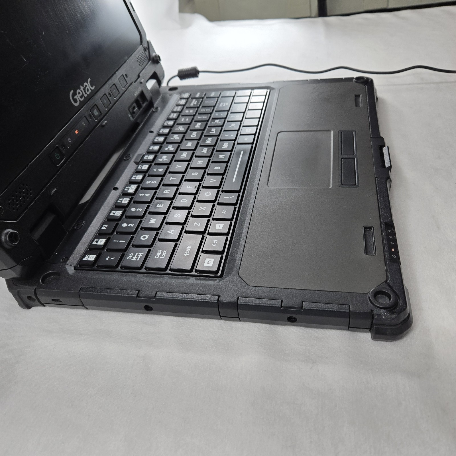 Getac K120 Toughbook i5-8250U 1.60GHz 256GB SSD 16GB Ram – 4G – GPS – Kyb LITE