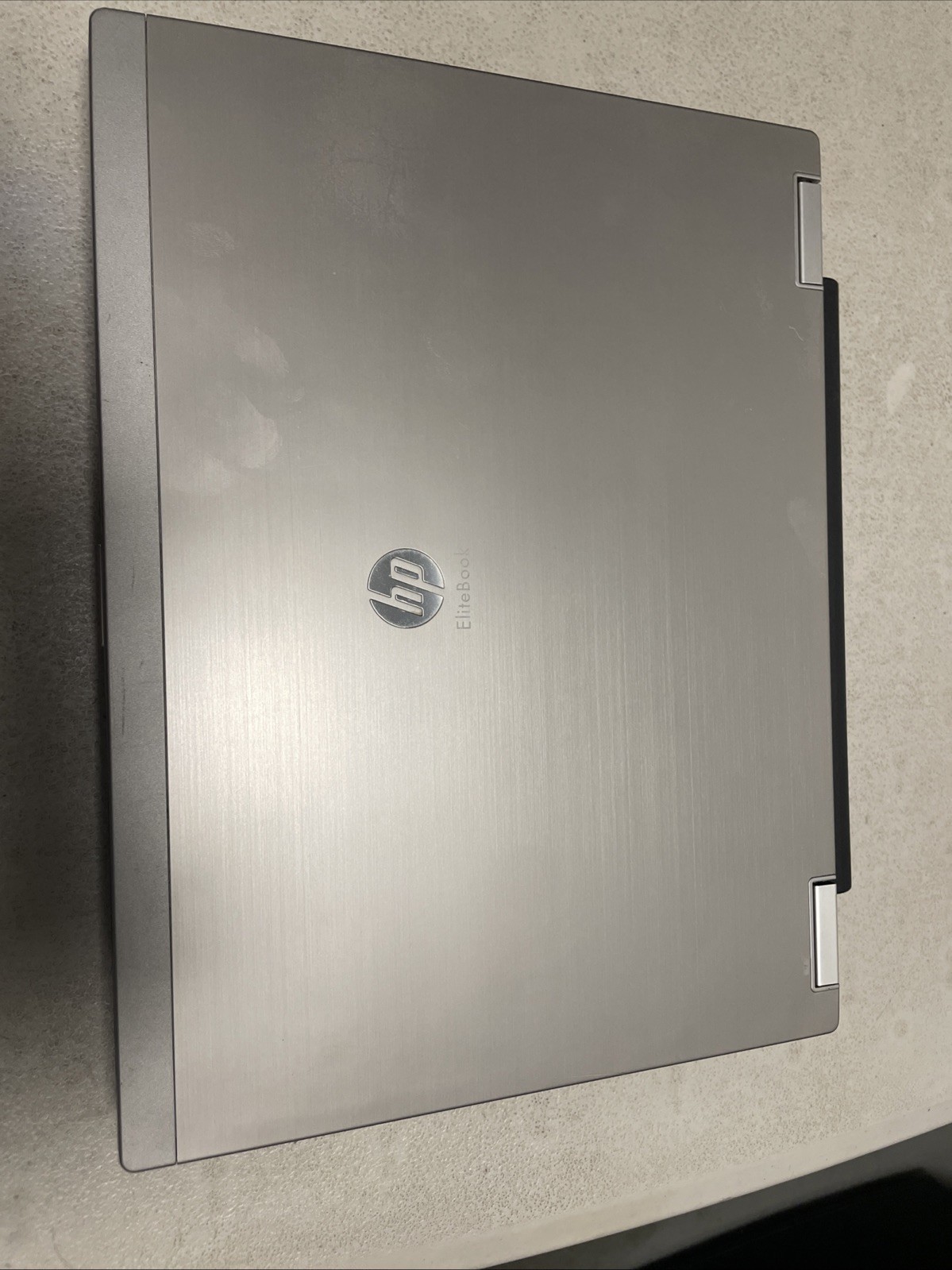 HP Elitebook 2540p Laptop Intel i7-L640 2.13GHz 8gb RAM 256GB HDD
