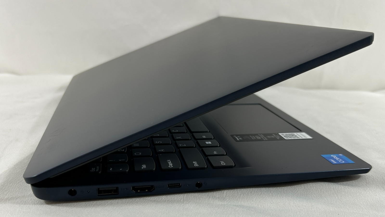 Lenovo 82QD Ideapad 15.6″ FHD | Touch Laptop | i5-1235U8GB 512GB NVMe |WIN11Home
