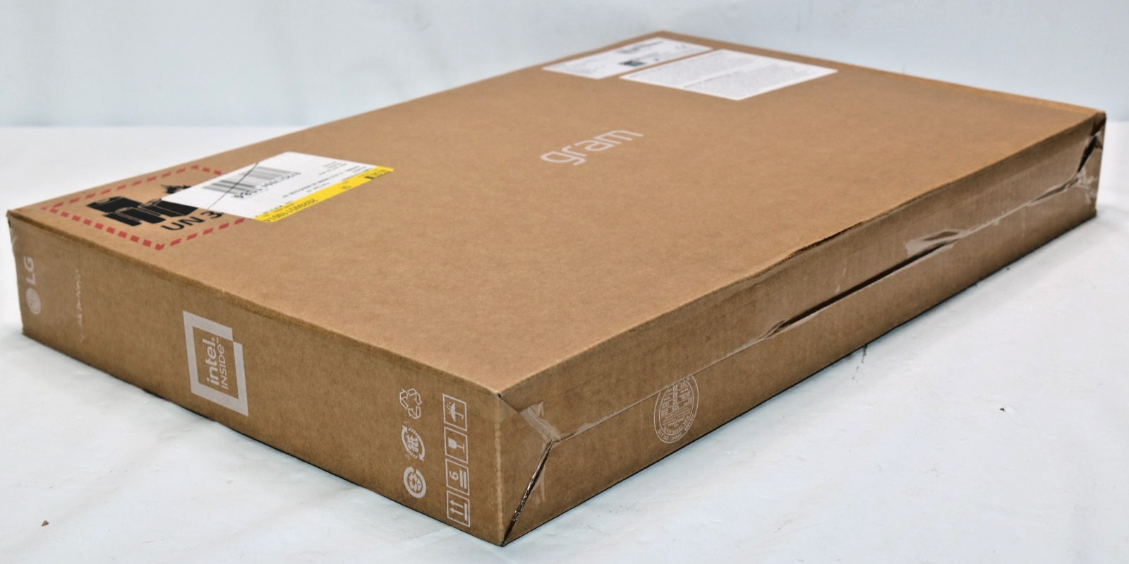 LG Gram Book 15″ Laptop Intel Core Ultra 5 115U 8GB RAM 512GB SSD – Titan Black