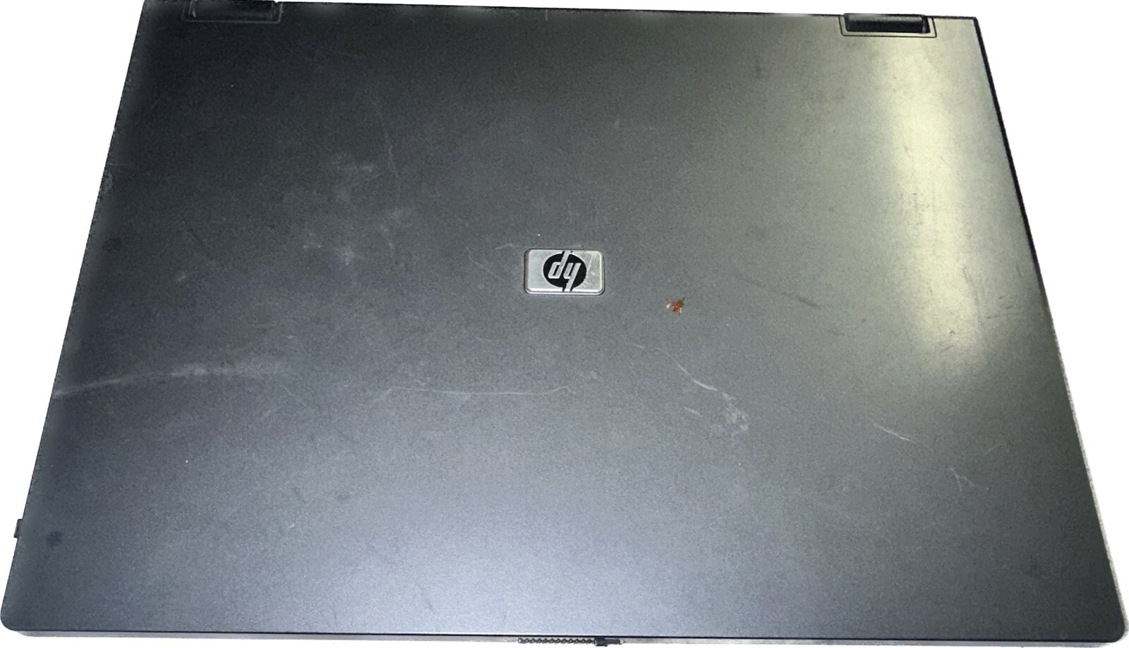HP Compaq 6715b 15.4″ Laptop AMD Turion 64 x2 2GB Ram – No HDD