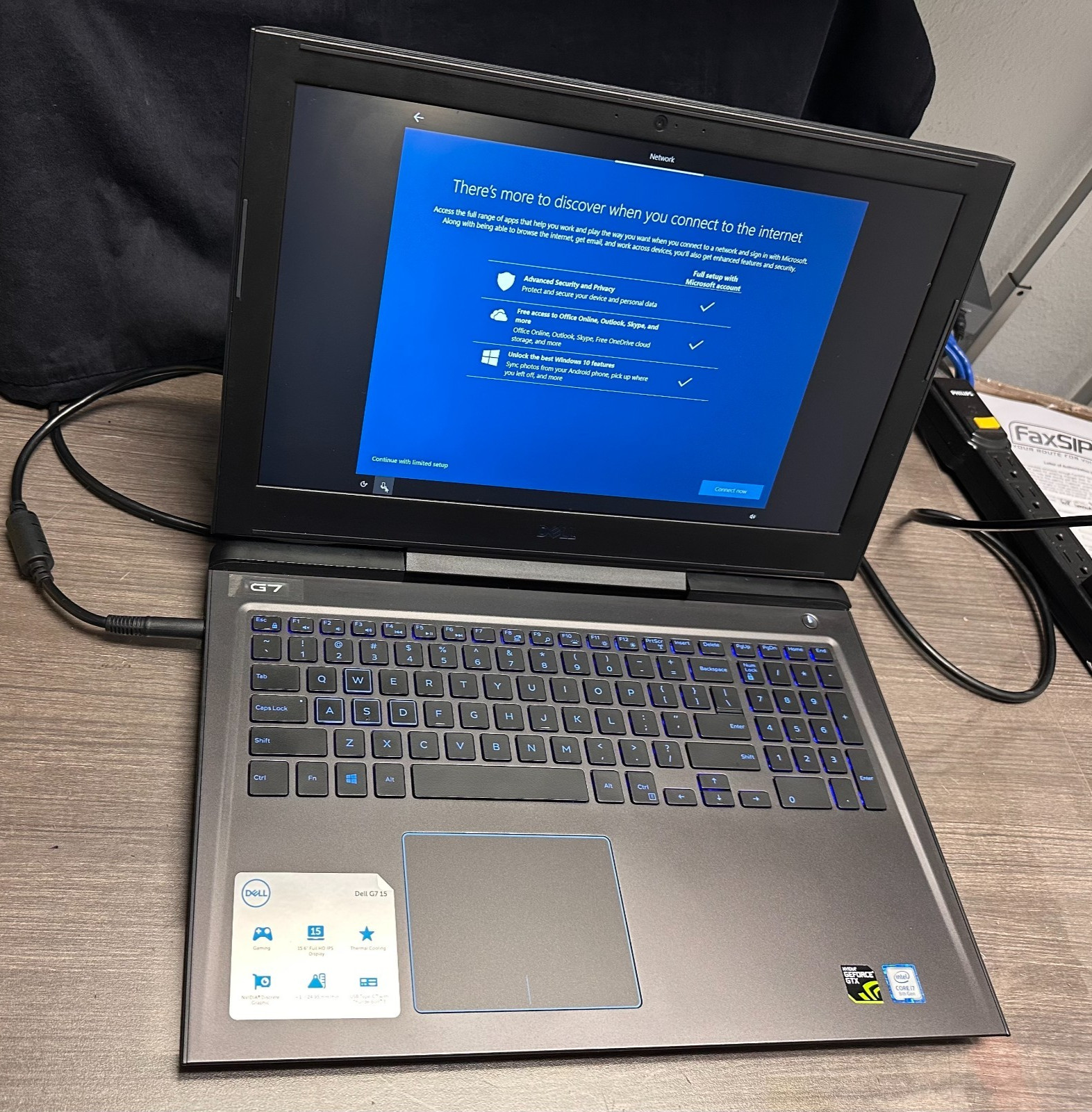 DELL G7 15 7588 i7-8750H 16GB | 512 SSD GTX 1060 Max Q Win 11 Home