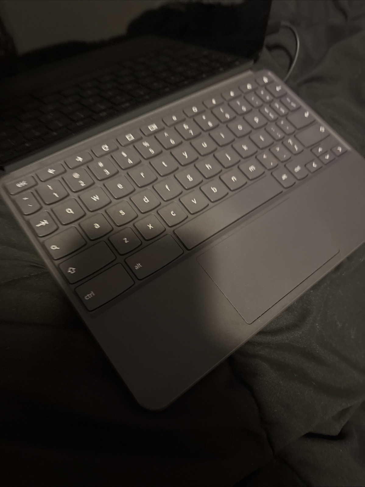 Lenovo Chromebook Duet 10.1″ 2-in-1 Tablet & Laptop (64GB) With Keyboard & Case