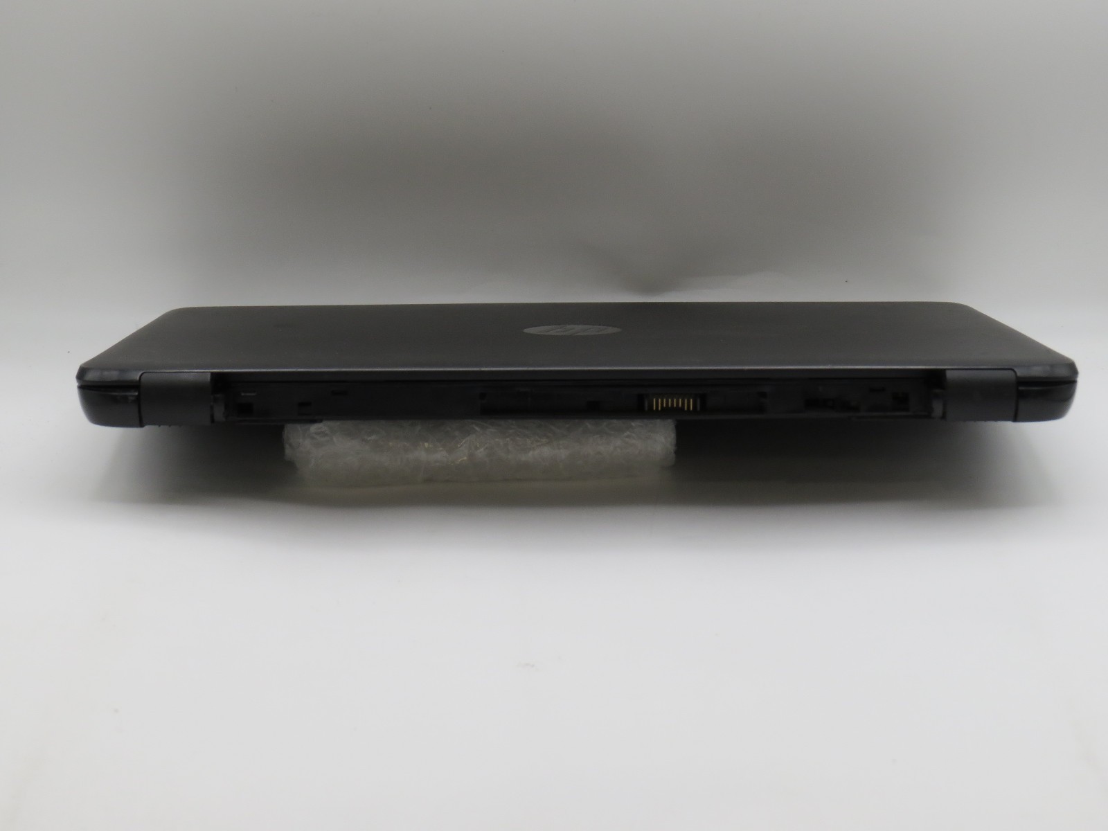 HP Pavilion A10-9600P @ 2.4GHz 8GB DDR4 256GB SSD 15.6″ No OS/Battery