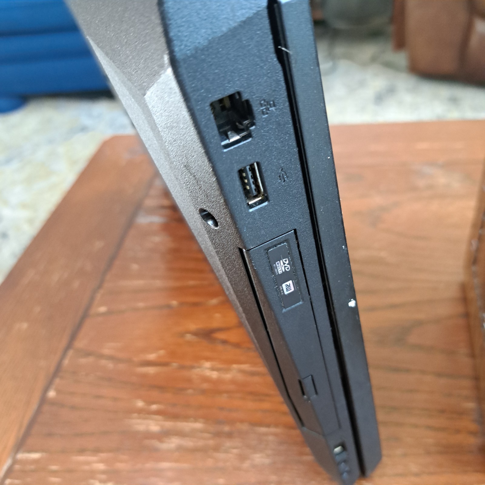 ASUS G73J Laptop 17″ Intel Core i7 HD 5870 Graphics 256GB SSD 16GB RAM For PARTS