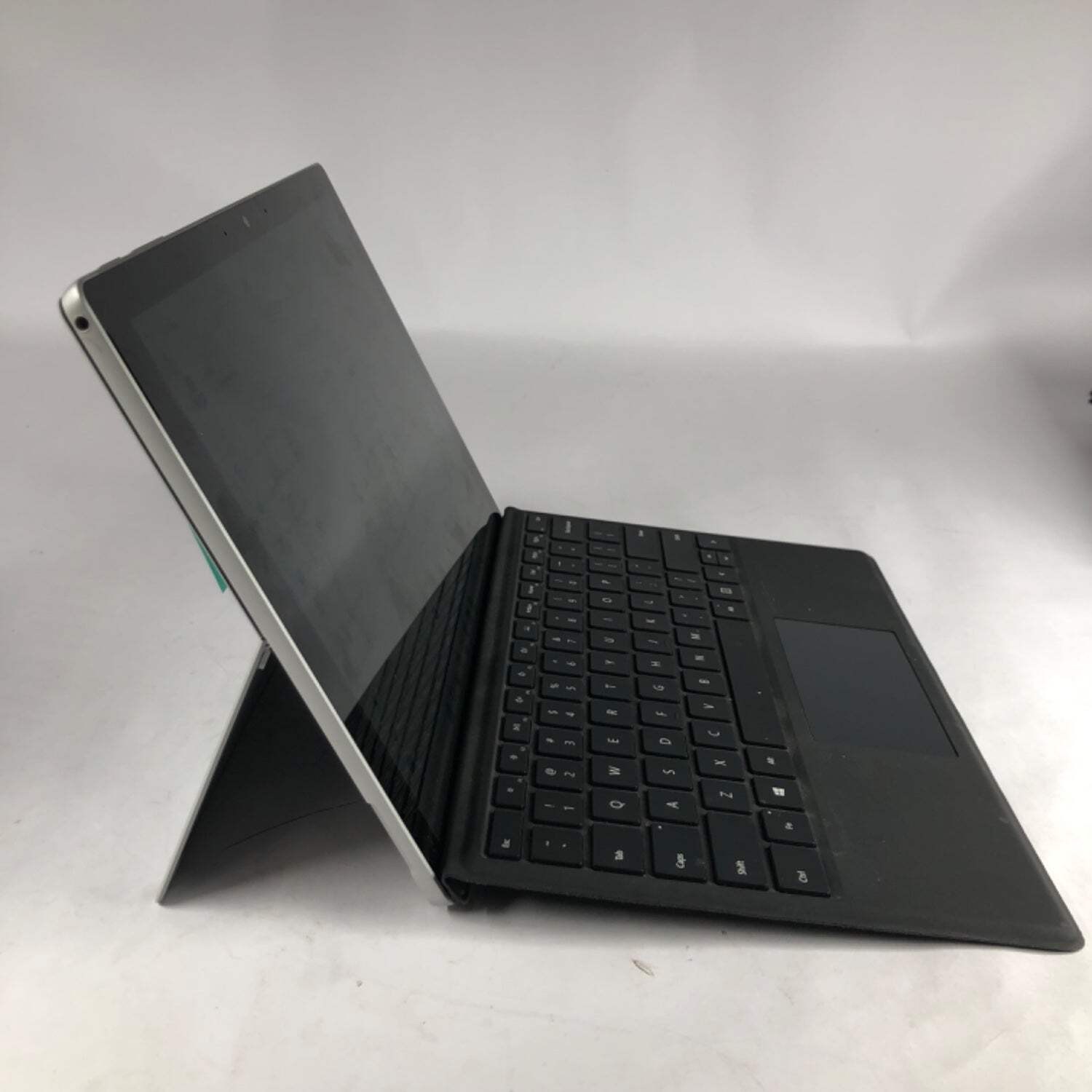 Broken Microsoft Surface Pro 7 1866 13″ i3-1005G1 4GB RAM 128GB SSD READ