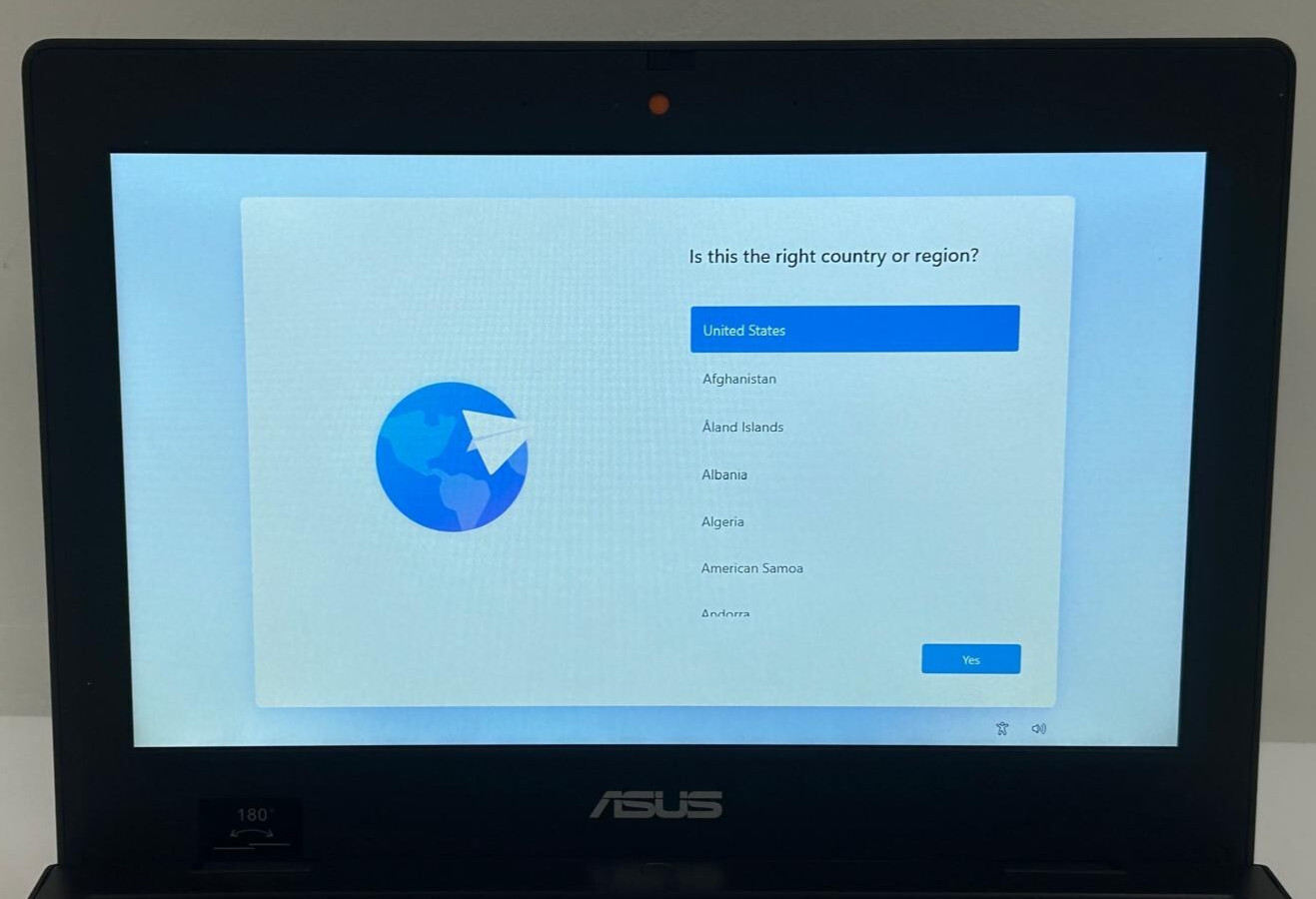 ASUS BR102CG 11.6″ | Intel N100 | 4GB RAM | 128GB SSD | Win 11 Pro EDU | UHD
