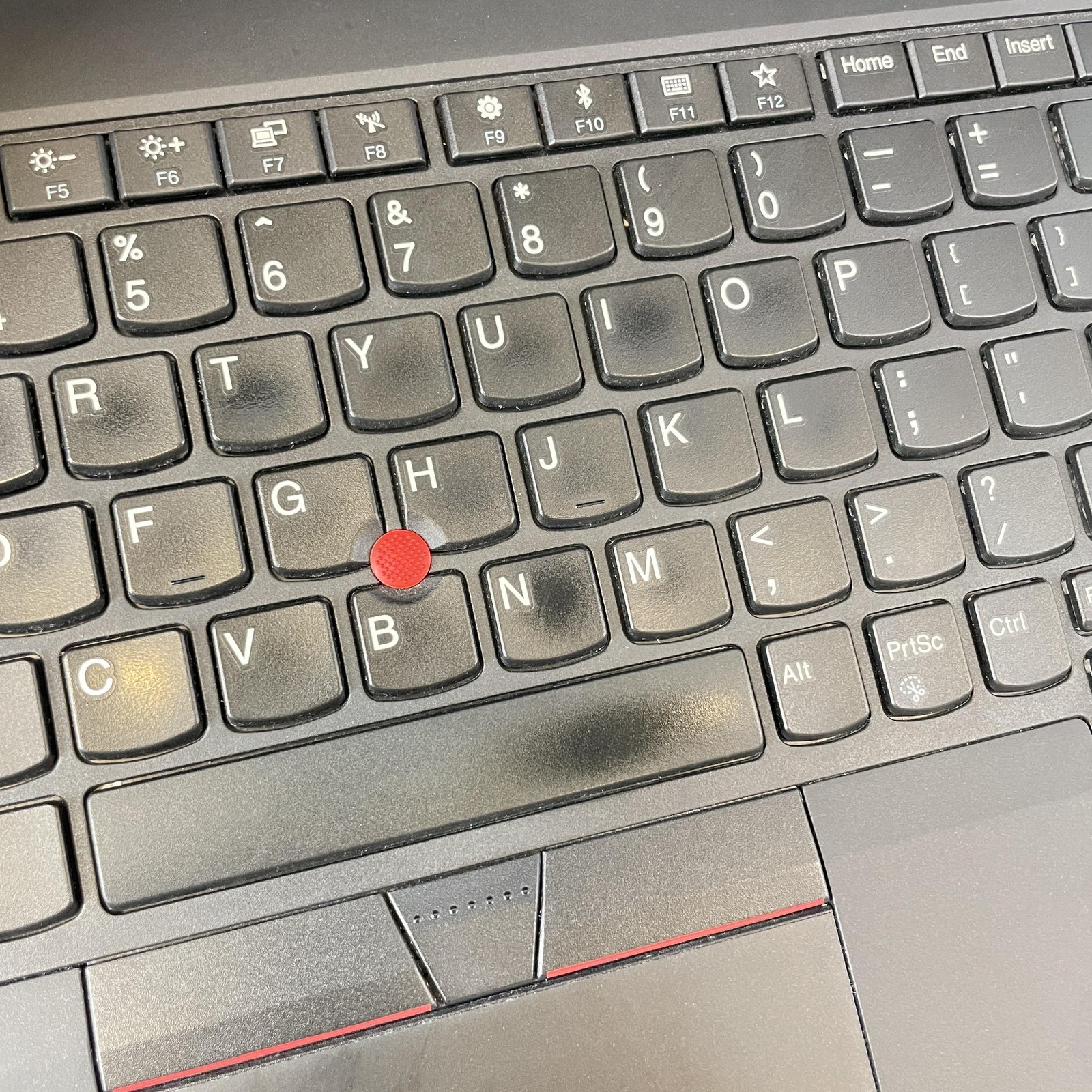 Lenovo ThinkPad T590 15.6 FHD i7-8565U 1.80GHz 16GB 512GB SSD Good WHITE SPOTS