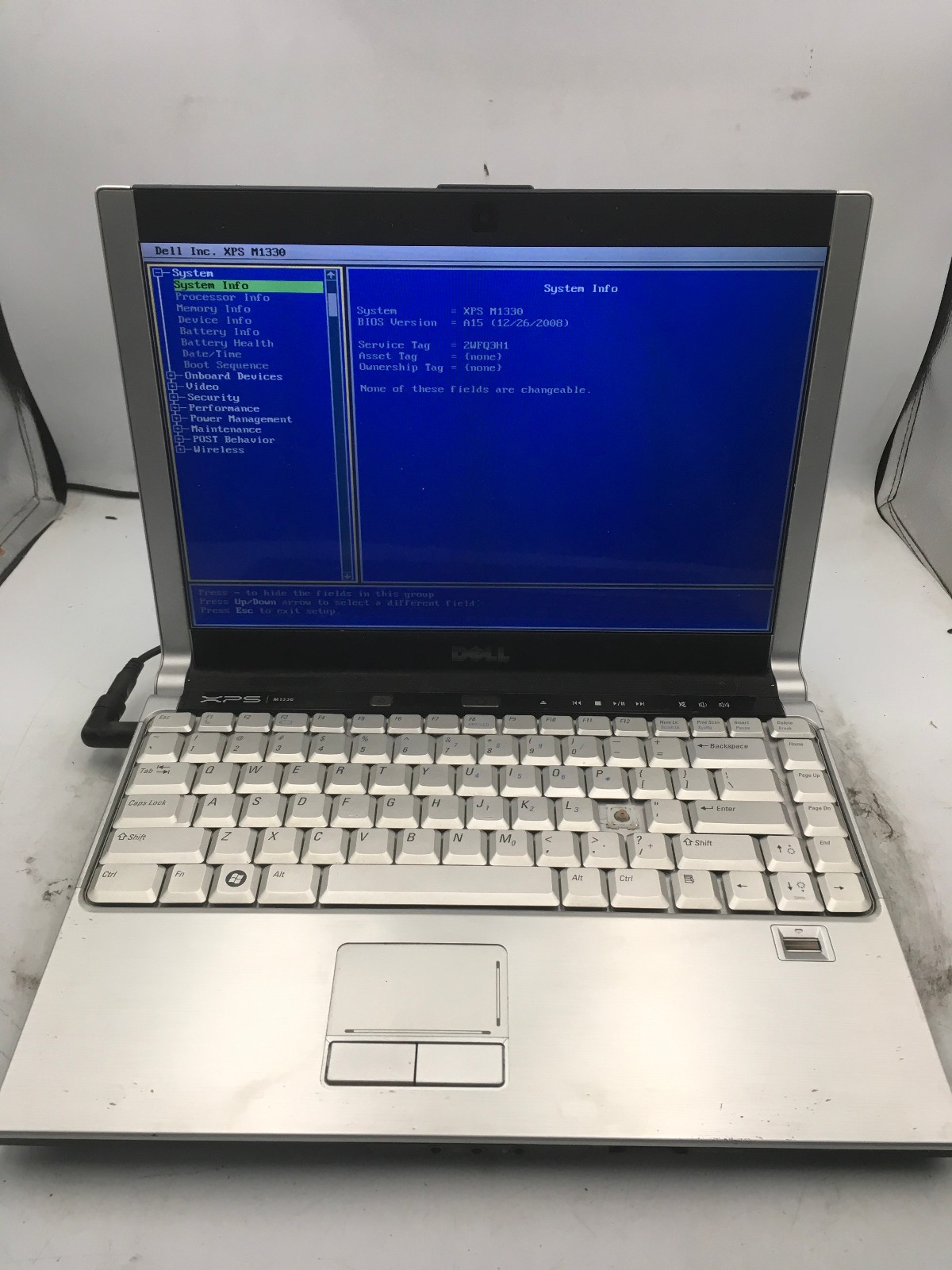 DELL XPS M1330 – BOOTS TO BIOS – INTEL CORE 2 DUO – 2GB RAM – NO OS – READ – BB
