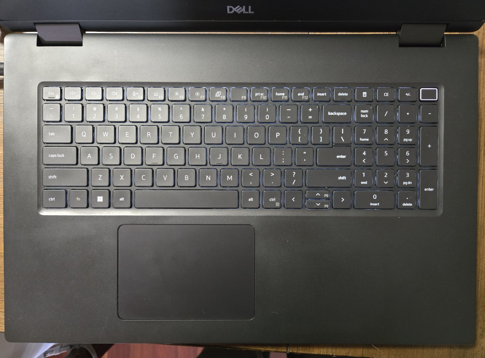 DELL PRECISION 7770 INTEL CORE I7-12850HX 1TB SSD 16GB Win 11 Pro