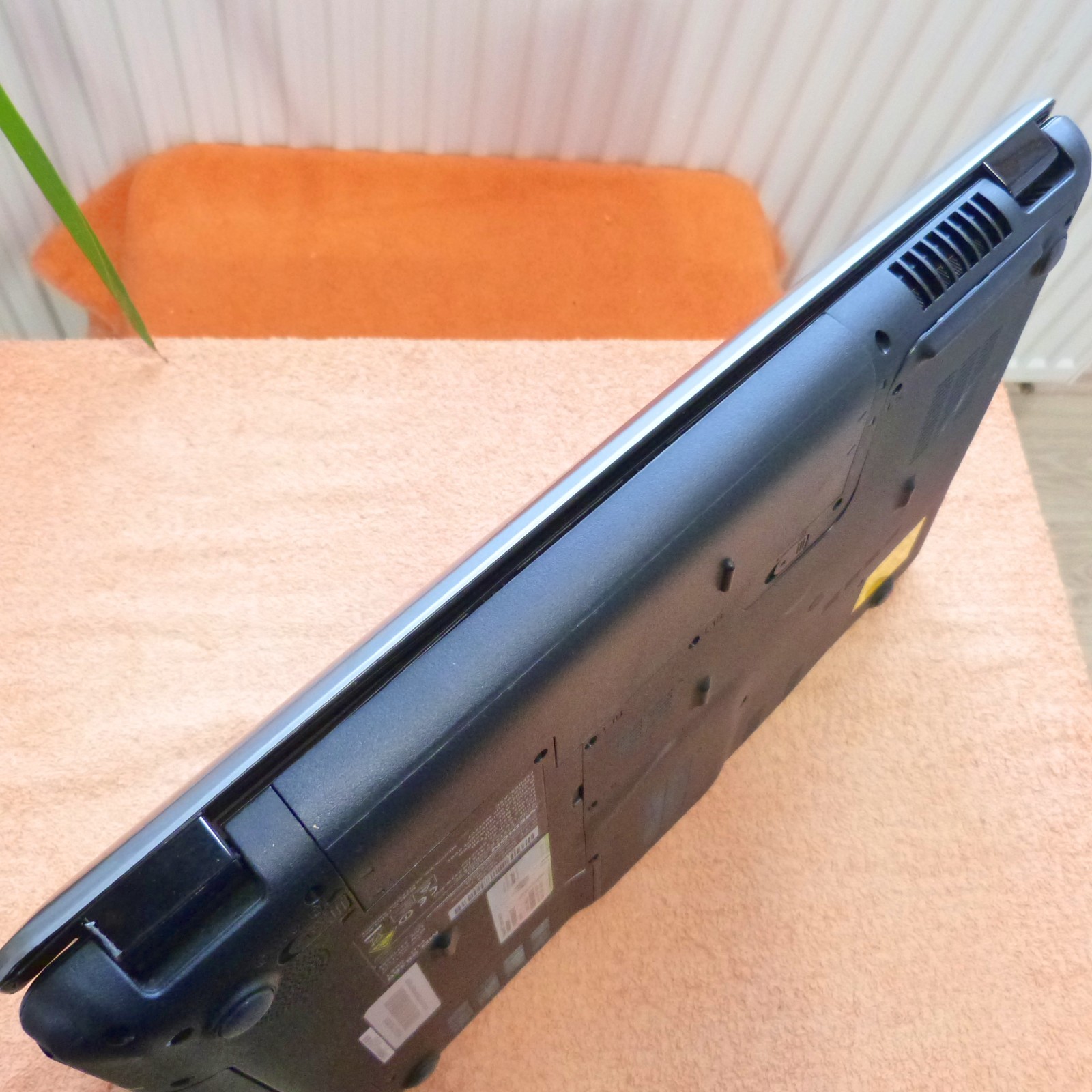 Medion E7214 17″ HDPLUS l DOLBY SOUND l HDD SSD Windows 11 l HDMI XXL SET