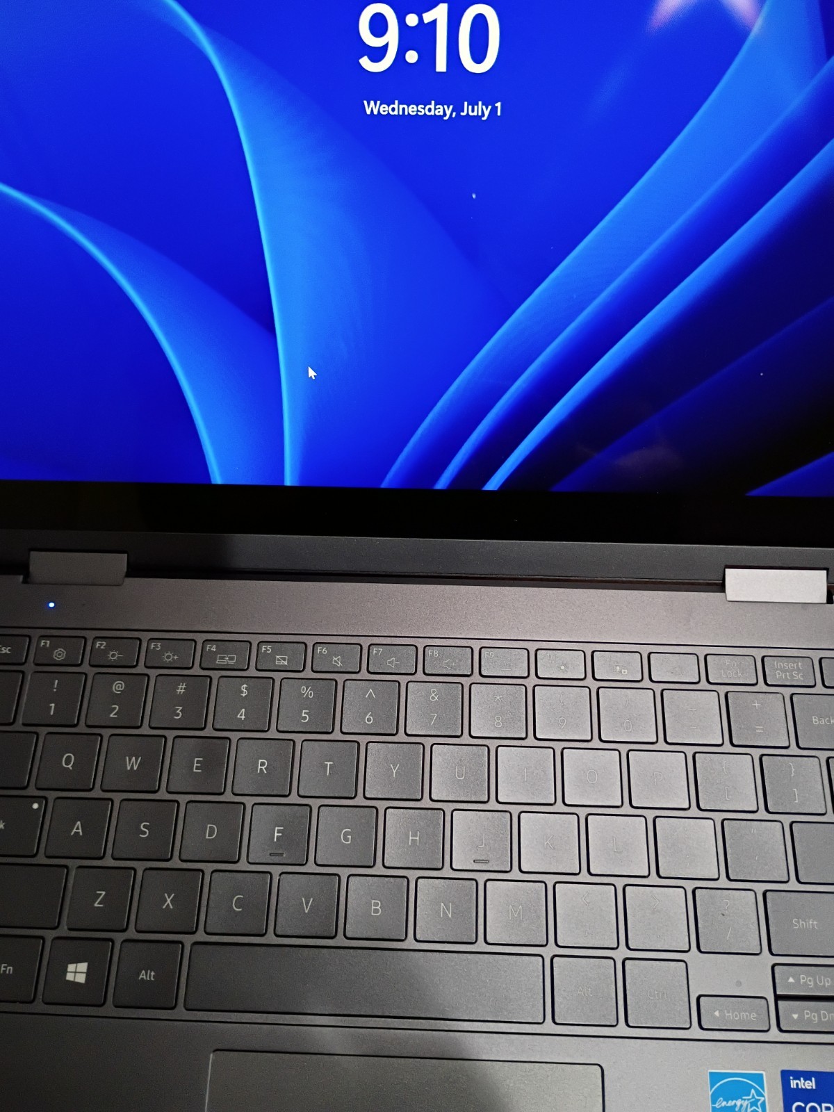 SAMSUNG NP730QDA | CORE i7-1165G7 | 512GB | 16GB | COMES WITH CHARGER |13.3in