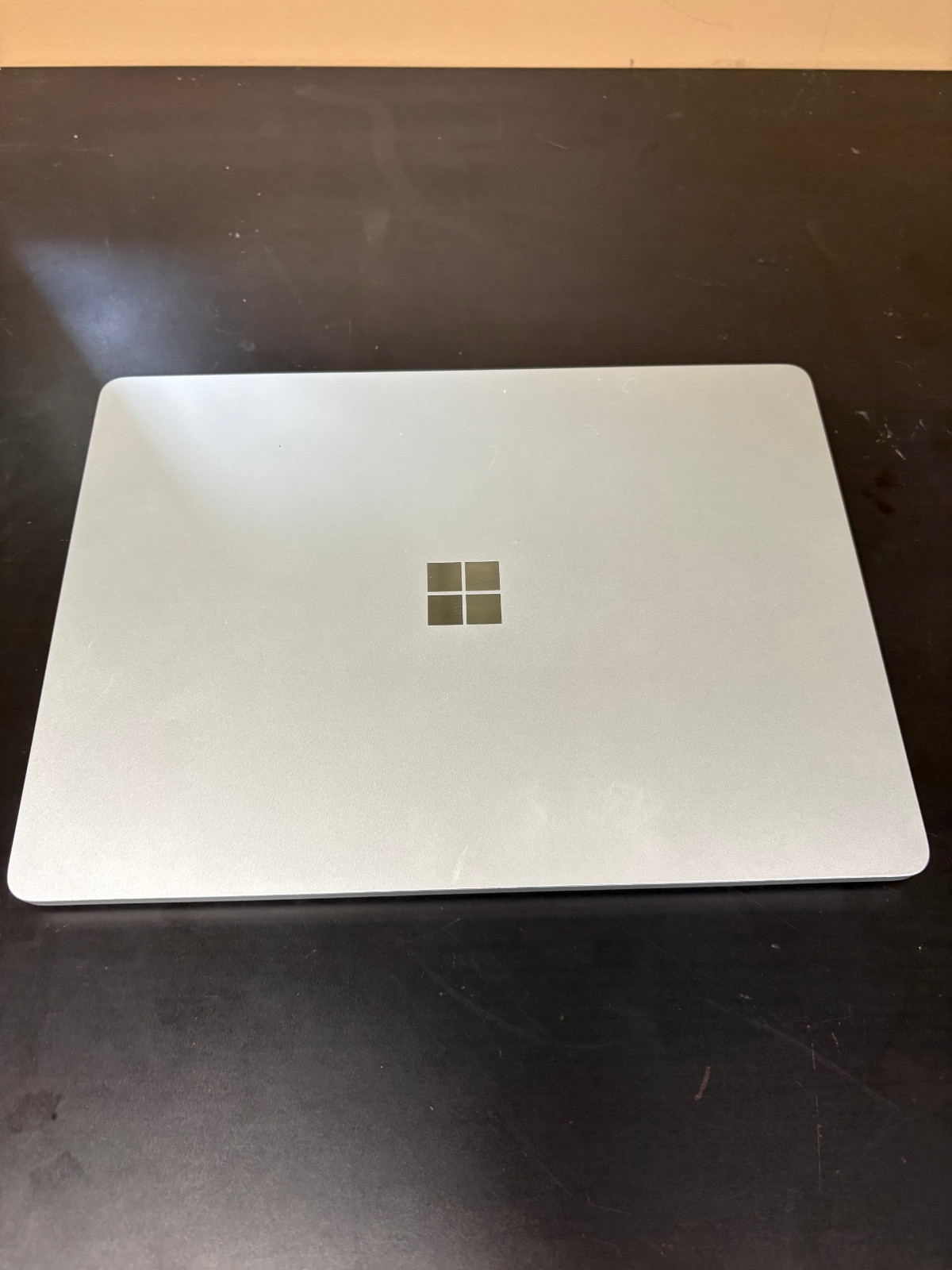 Microsoft Surface Laptop 7 13.8″ Snapdragon X Elite 3.4GHz 16GB RAM 500GB NVME