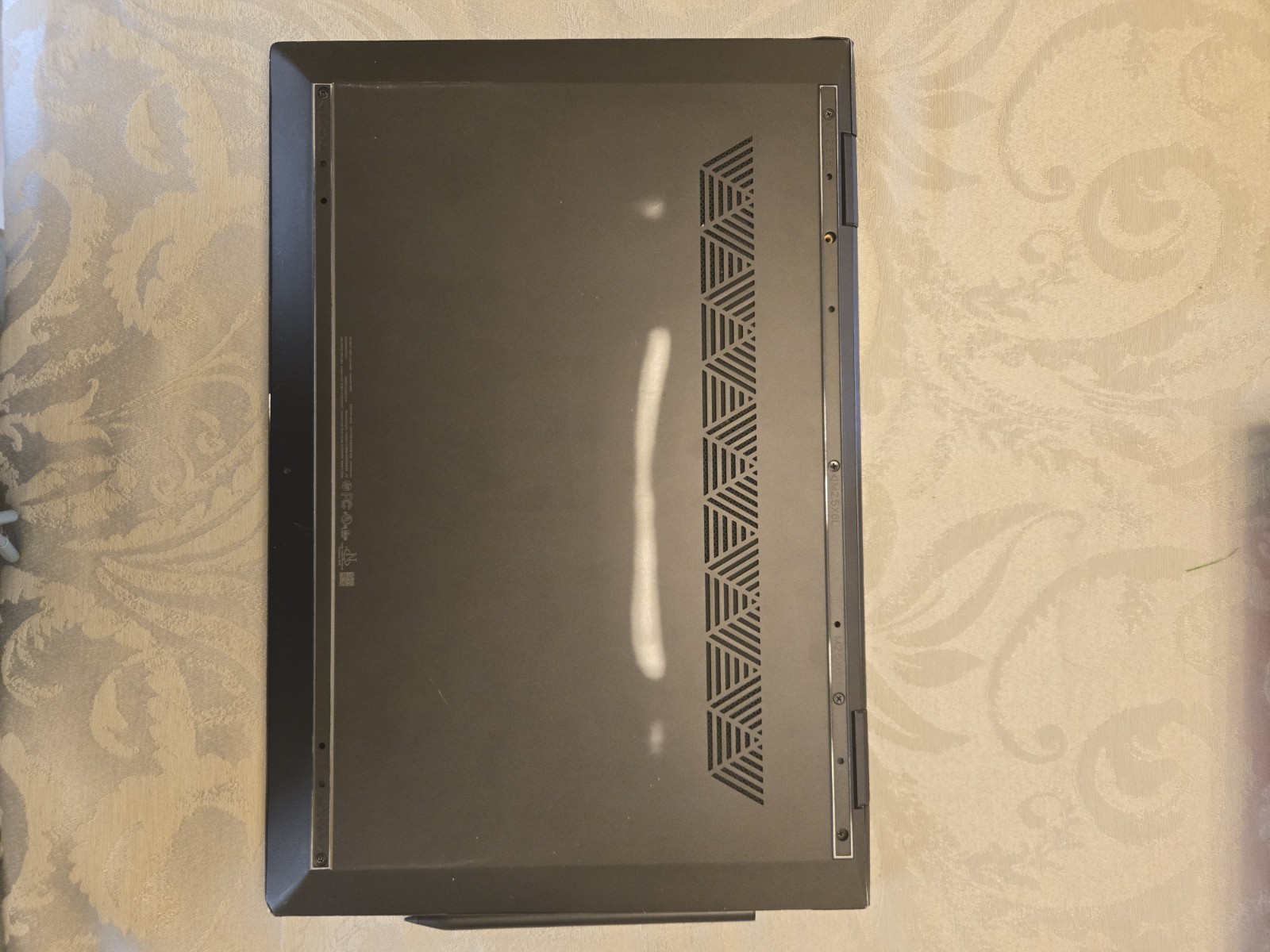 HP ENVY x360 15-ds1xxx 15.6″ Touch Ryzen 7 4700U 16GB 512GB SSD W11H