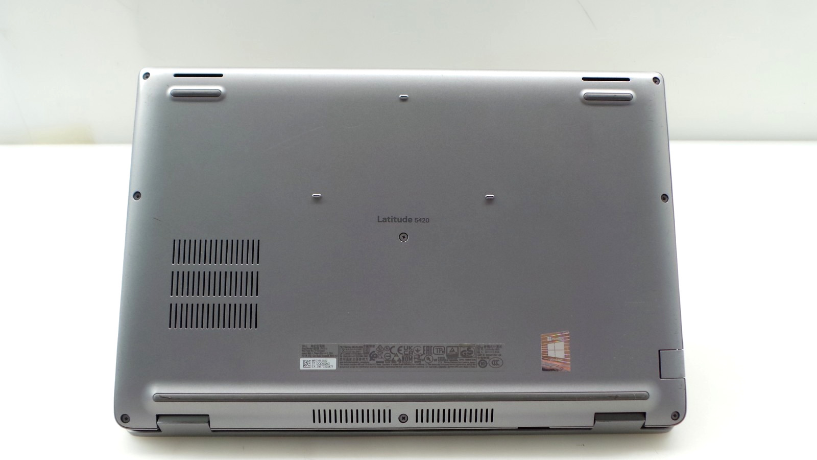Dell Latitude 5420 | 14″ | i5-1135G7 2.40GHz | 16GB RAM 512GB NVMe | WIN 11 PRO