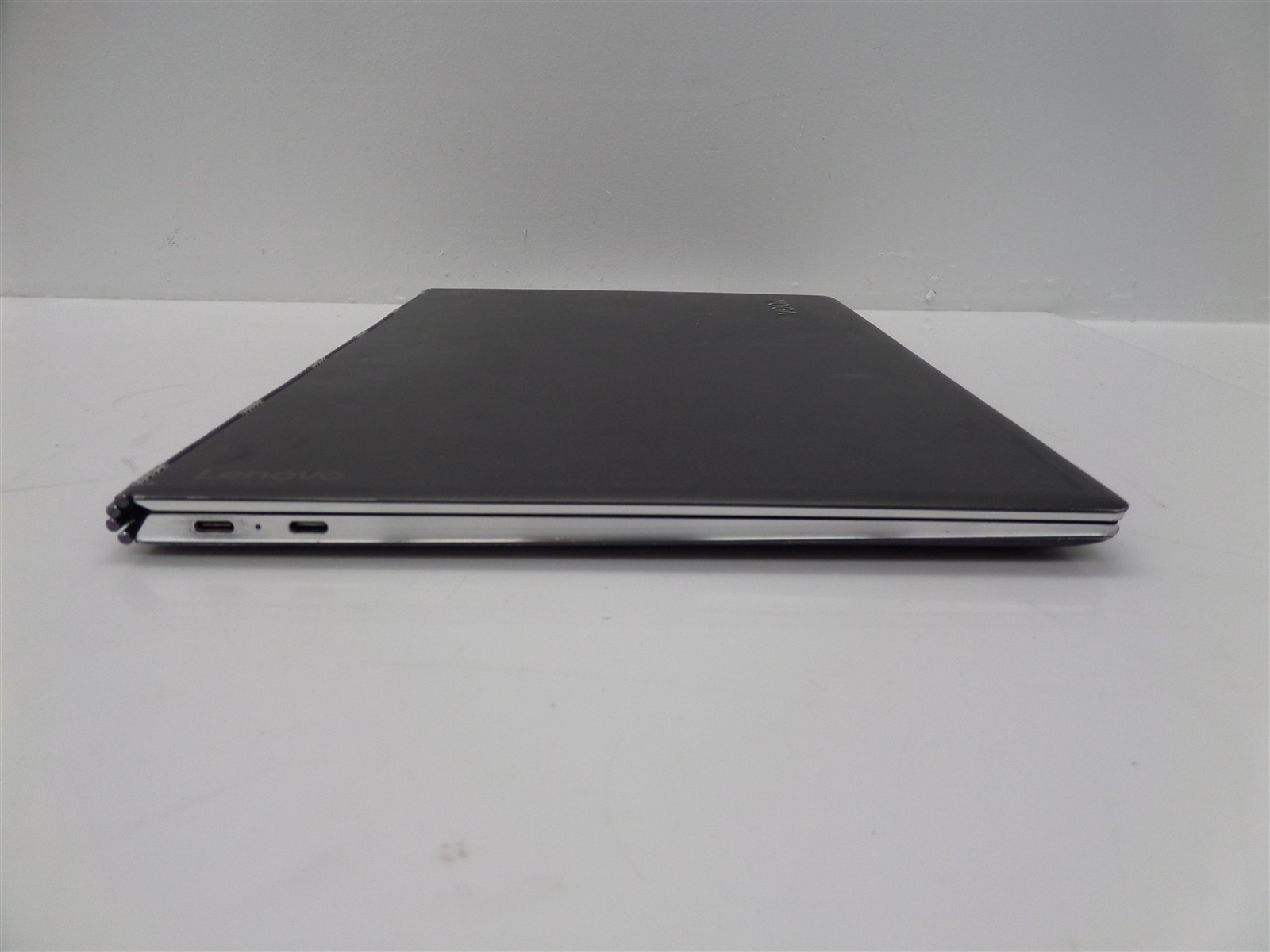 Lenovo Yoga 910-13IKB 13.9″ Laptop i7-7500U 2.7GHz CPU 16GB RAM – No Power/SSD