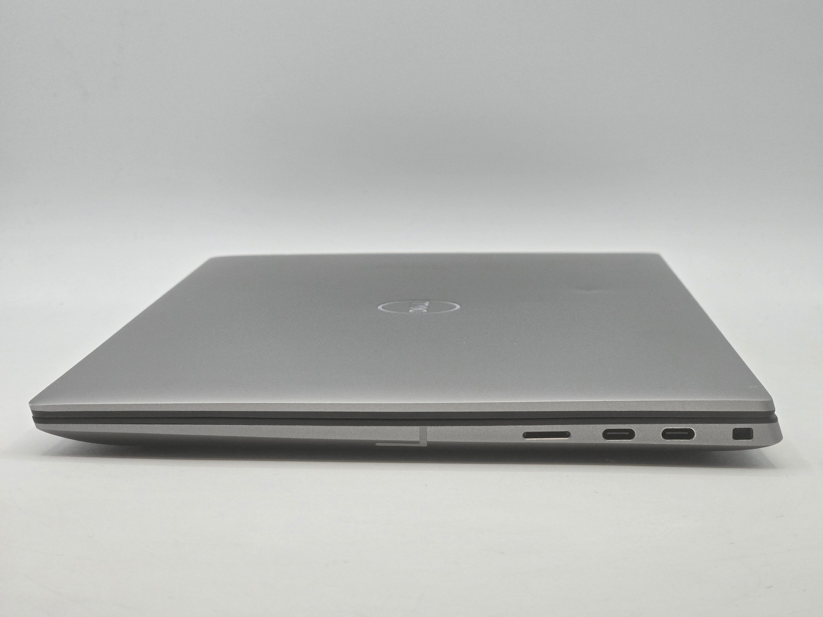Dell Precision 5480 14″ WQXGA Touch I7-13800H 1TB SSD 32GB W11P RTX A1000