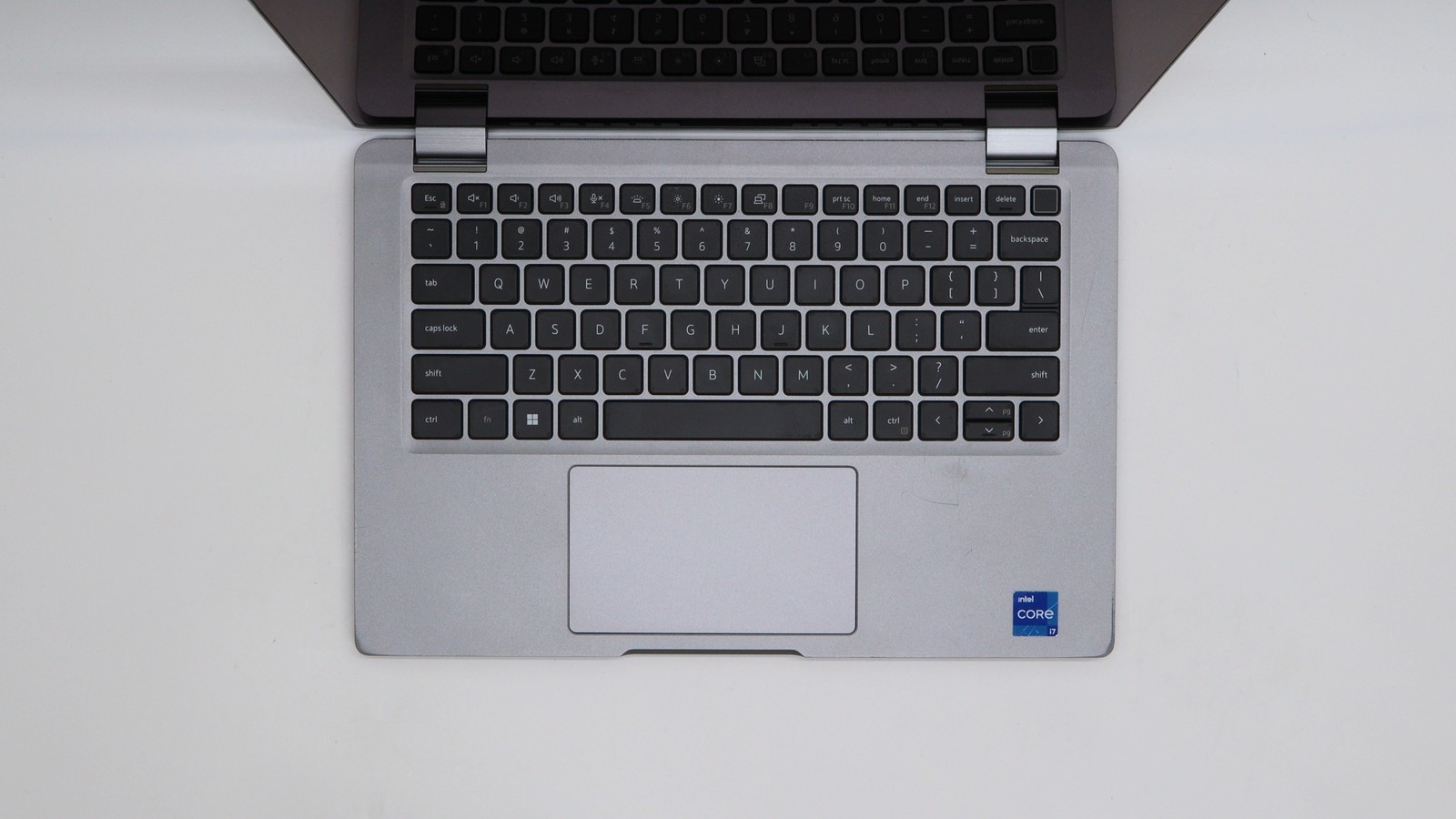 Dell Latitude 5330 13″ i7-1265u 16GB 512GB – Excellent