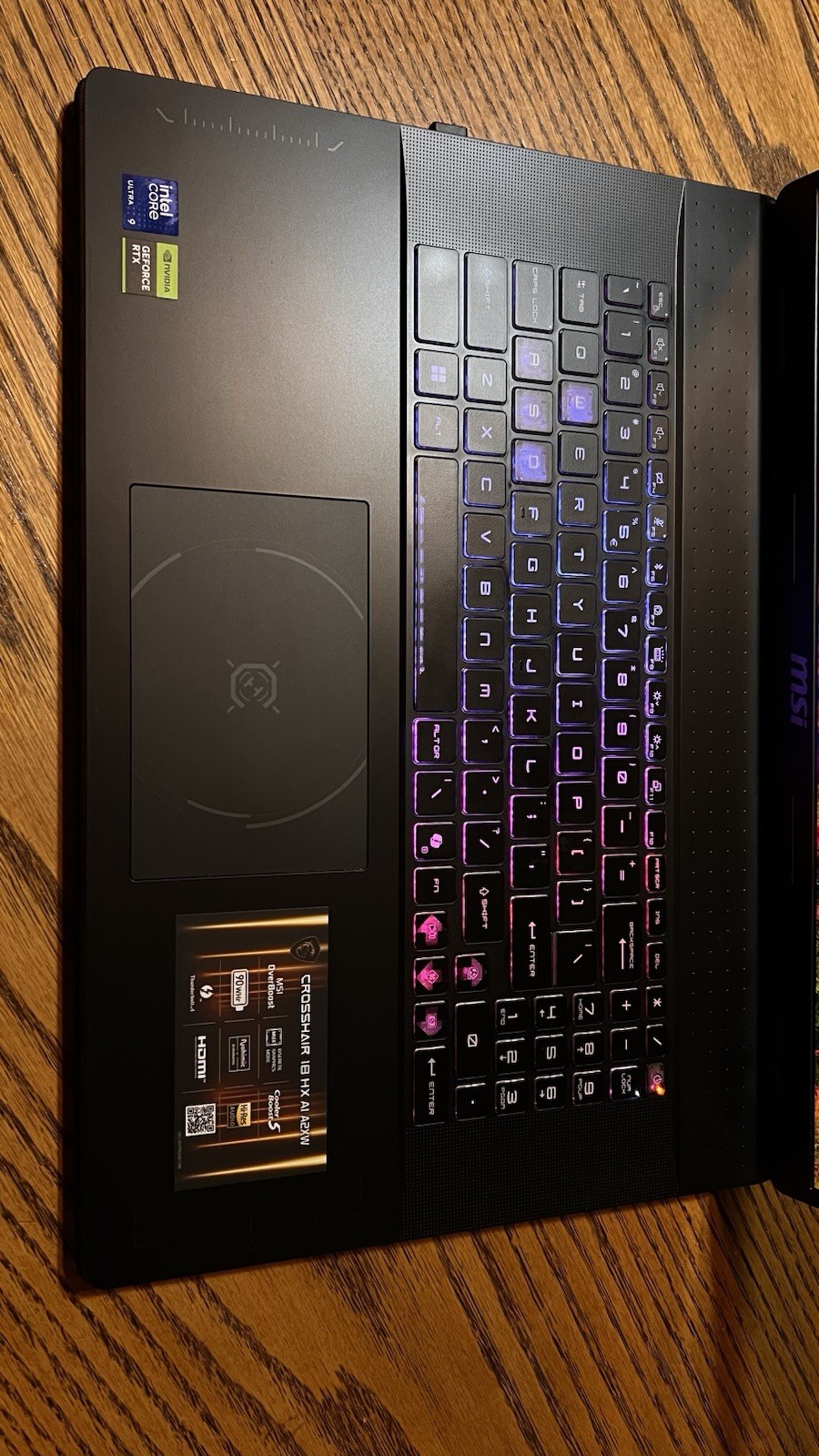 MSI Crosshair 18 HX AI A2XWGKG-012US 18″ Gaming Laptop QHD U9-275HX 5070 1TB